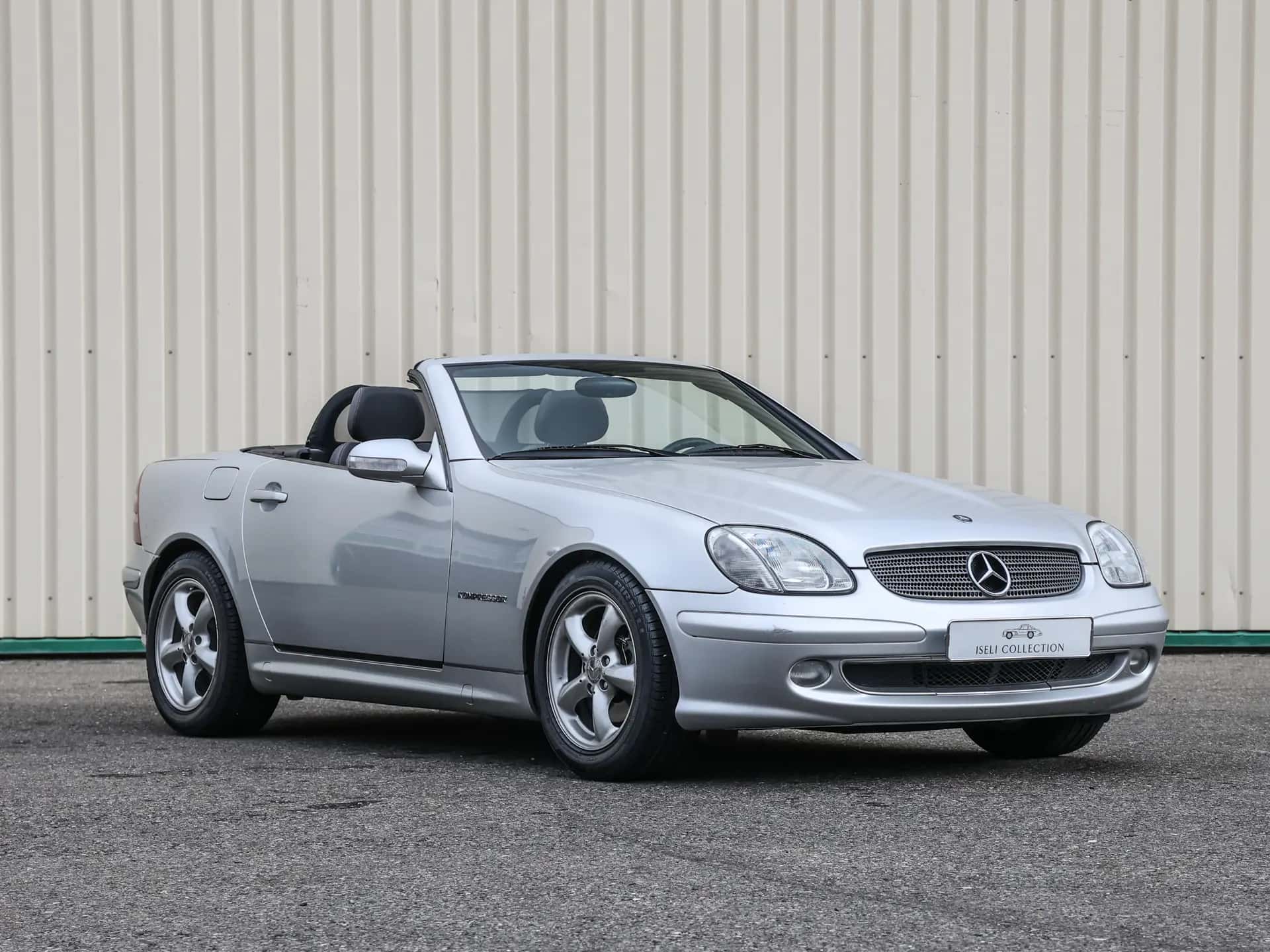 2002 Mercedes-Benz SLK 200 sold for $9,775