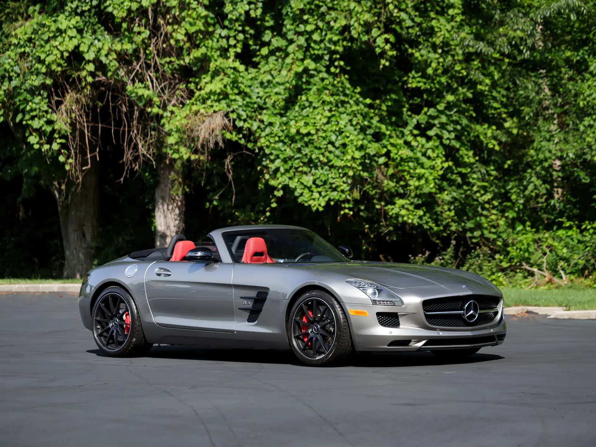 2013 Mercedes-Benz SLS AMG GT Roadster sold for $268,800
