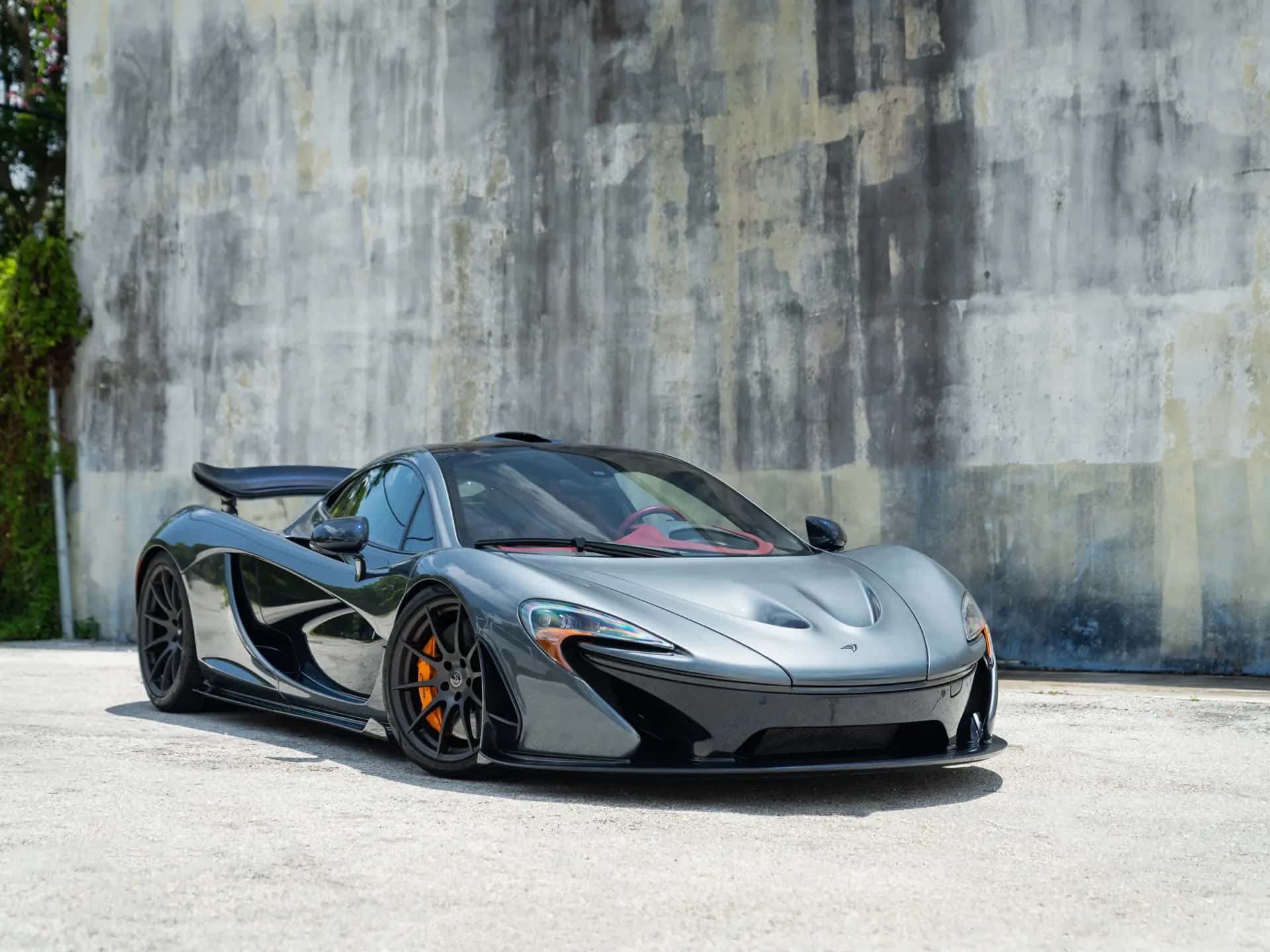 2015 McLaren P1 sold for $2,012,500