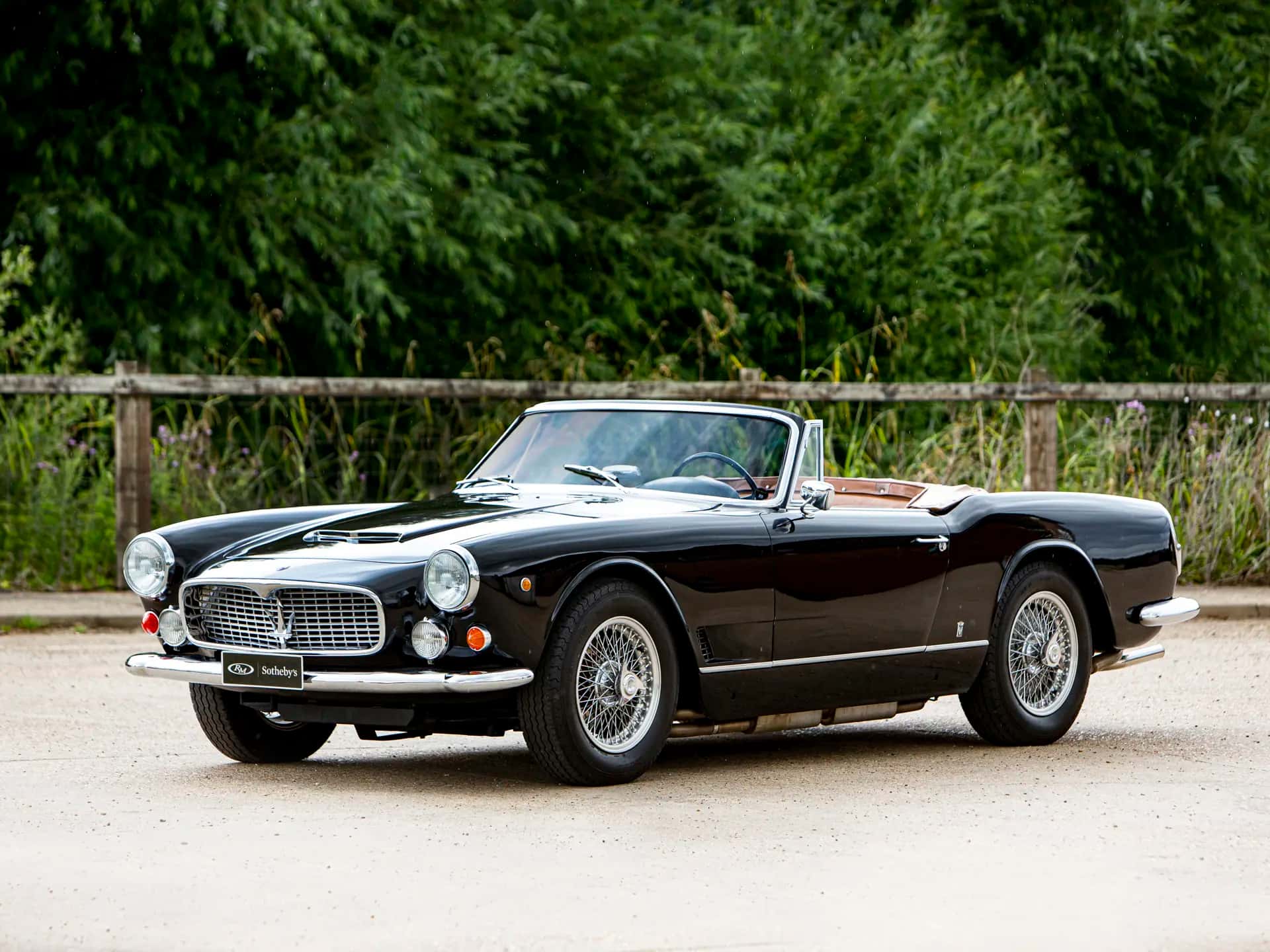 1960 Maserati 3500 GT Spyder 'Pre-Production' sold for $610,000
