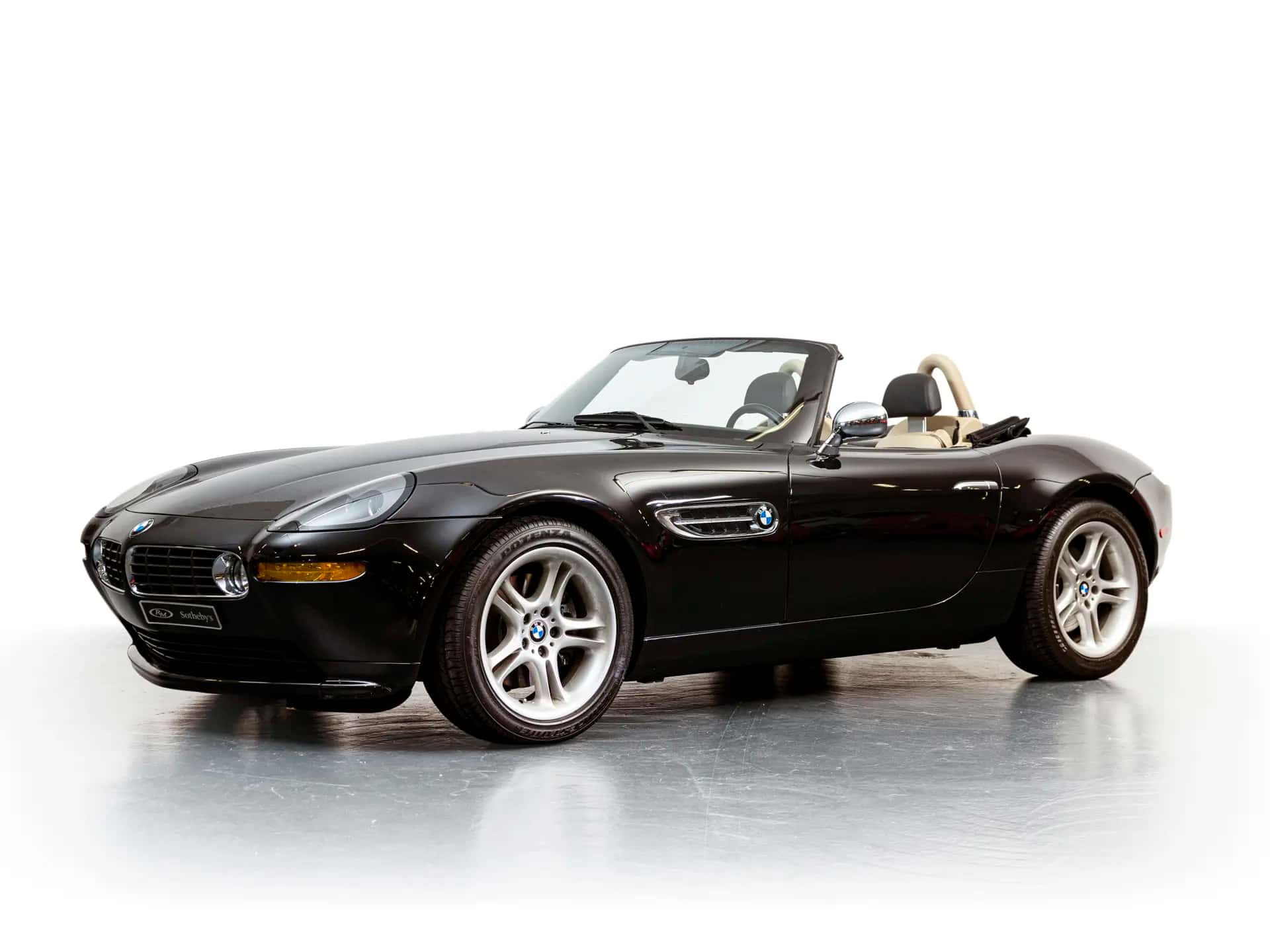 2000 BMW Z8 sold for $186,300