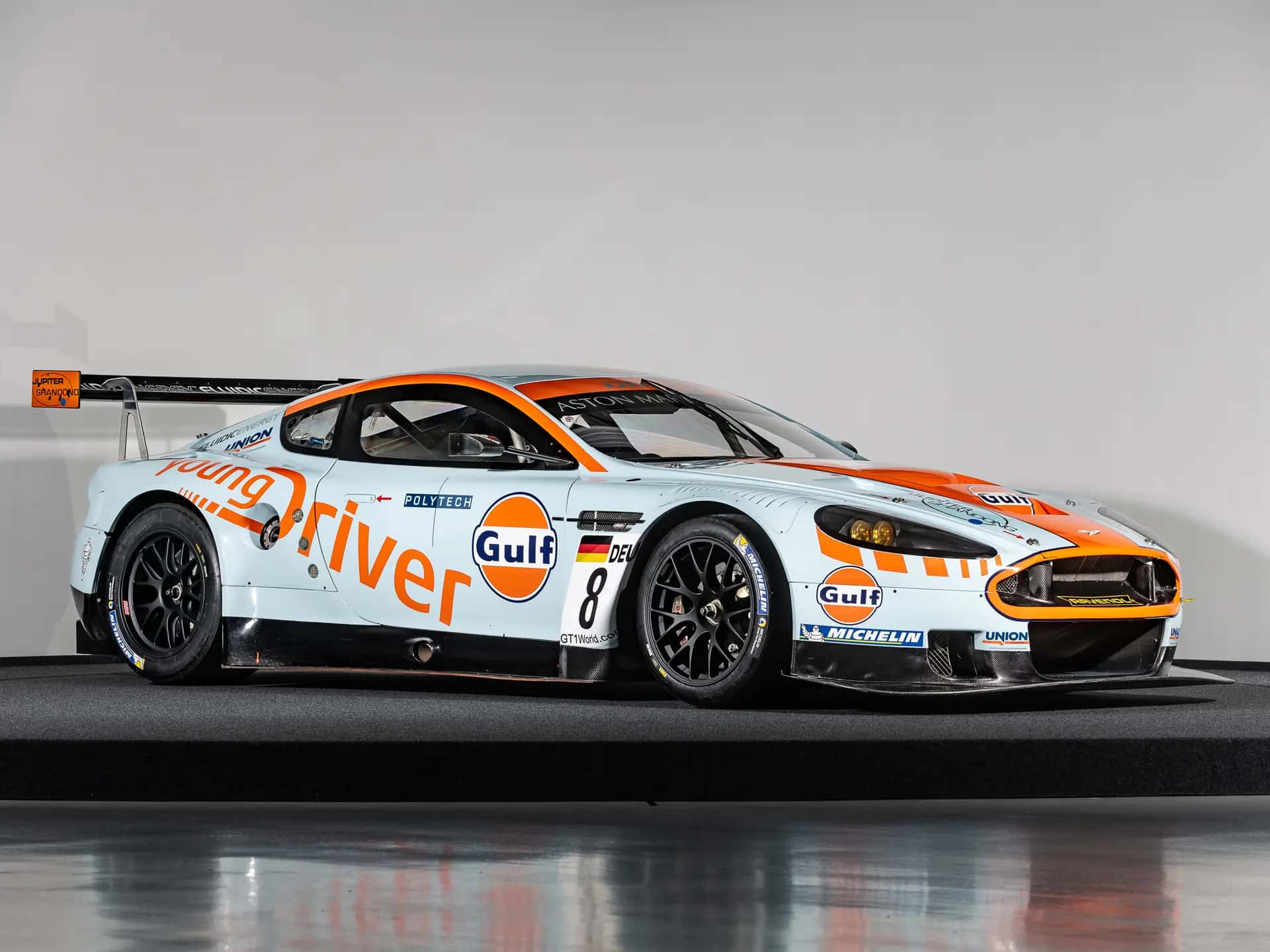 2007 Aston Martin DBR9 GT1 sold for €2,255,000