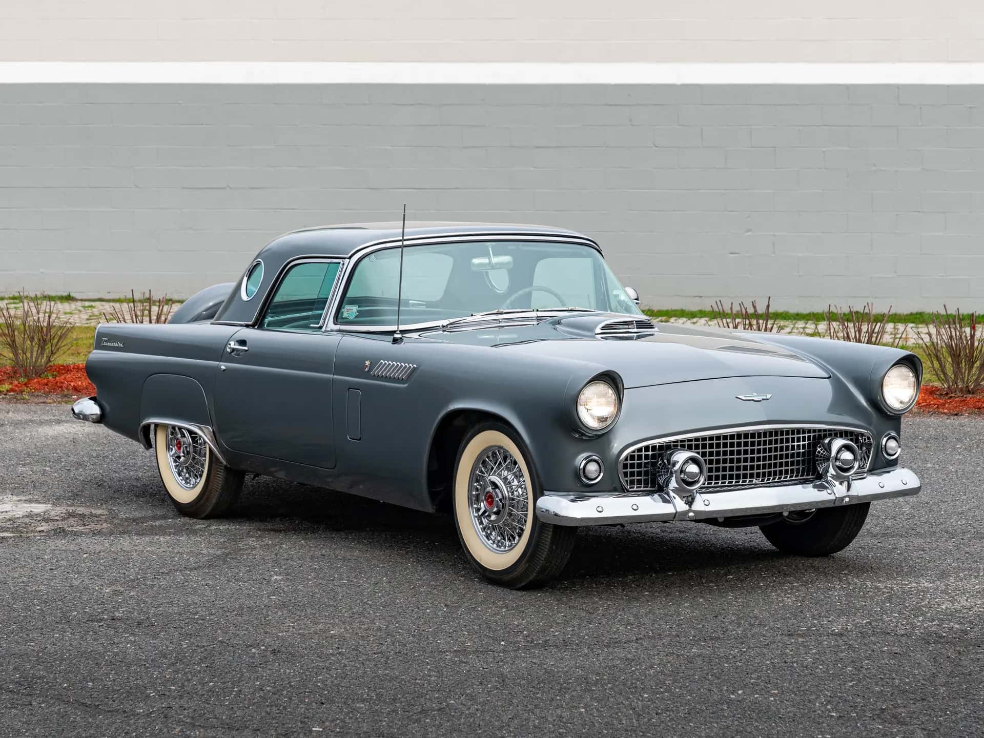 1956 Ford Thunderbird sold for $85,120