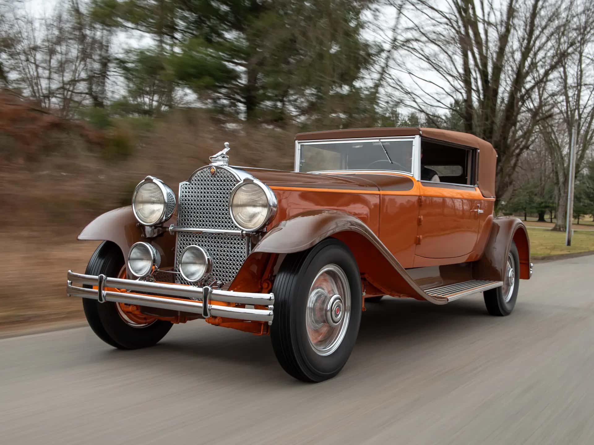 1930 Packard 745 Deluxe Eight Convertible Victoria sold for $224,000