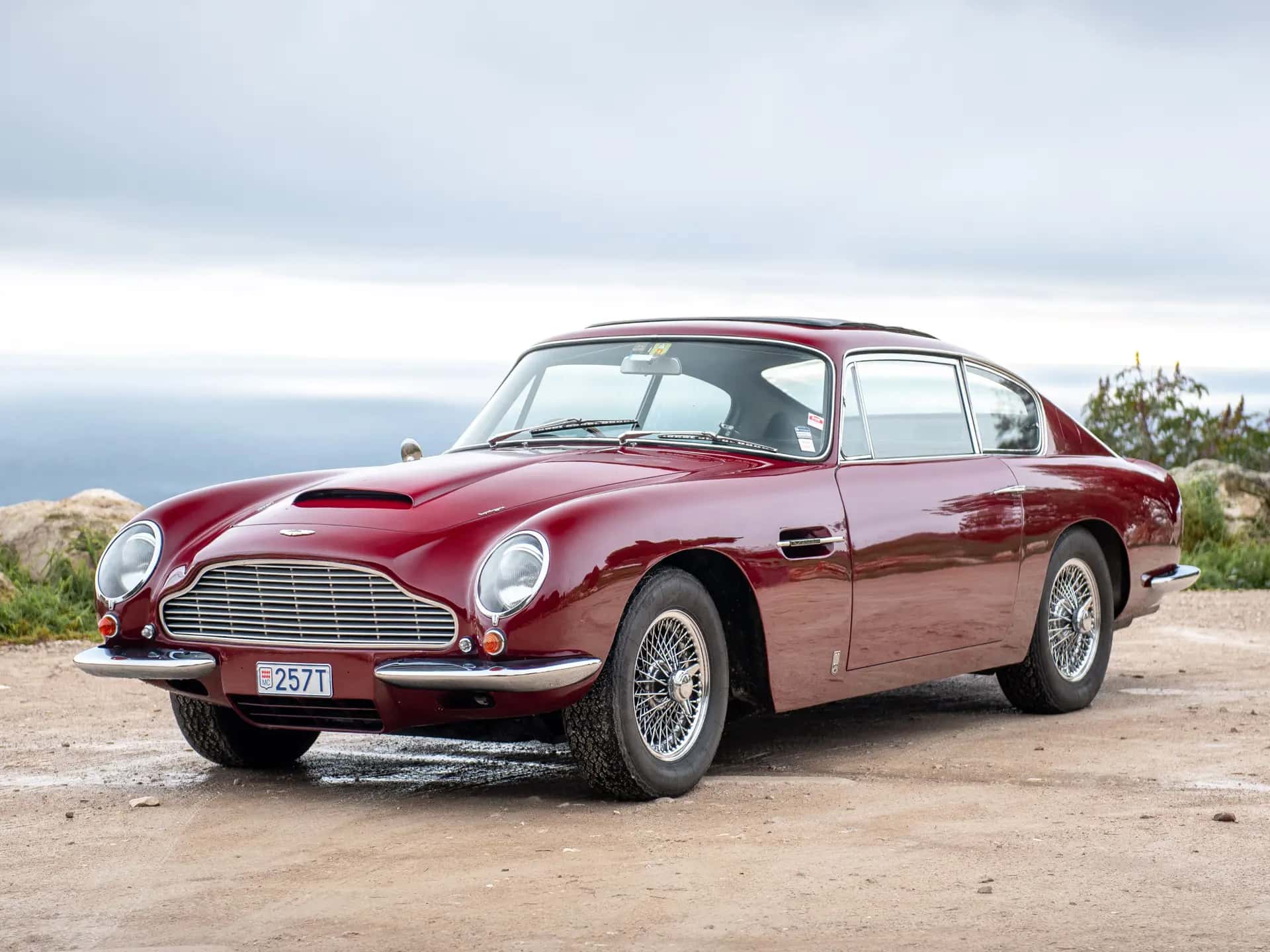 1965 Aston Martin DB6 Vantage sold for €207,000