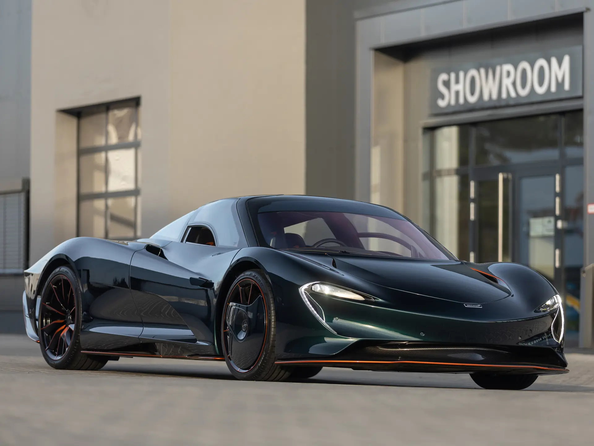 2020 McLaren Speedtail sold for €0