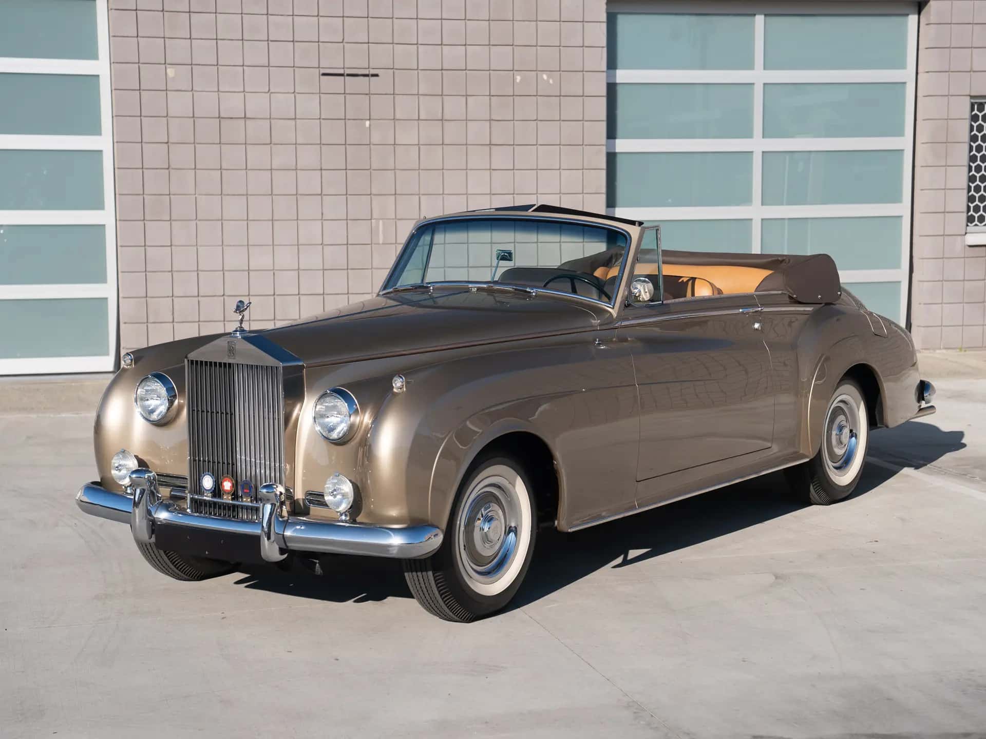 1962 Rolls-Royce Silver Cloud II Drophead Coupe Adaptation sold for $0