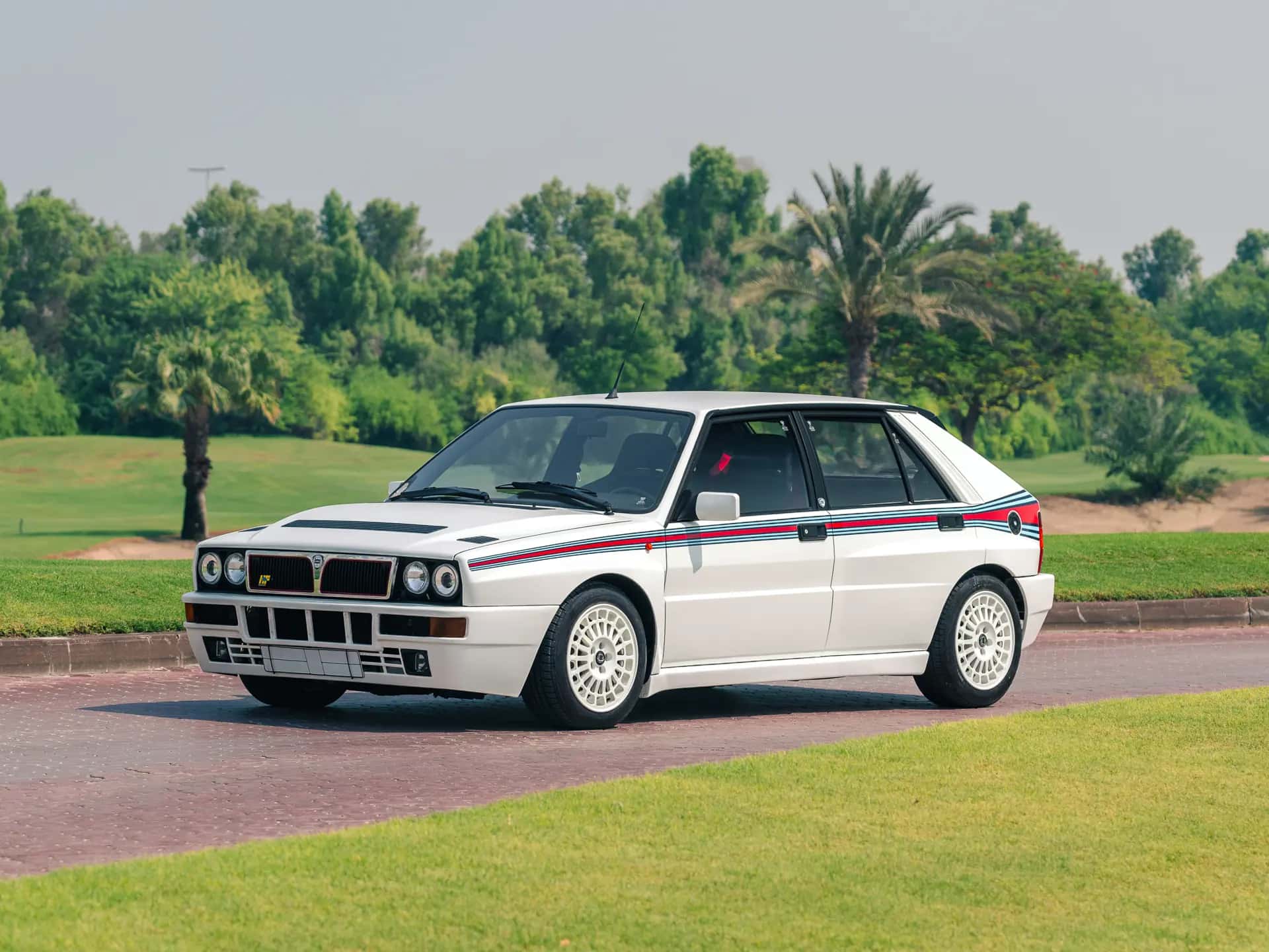 1992 Lancia Delta HF Integrale Evoluzione ‘Martini 5’ sold for $149,500