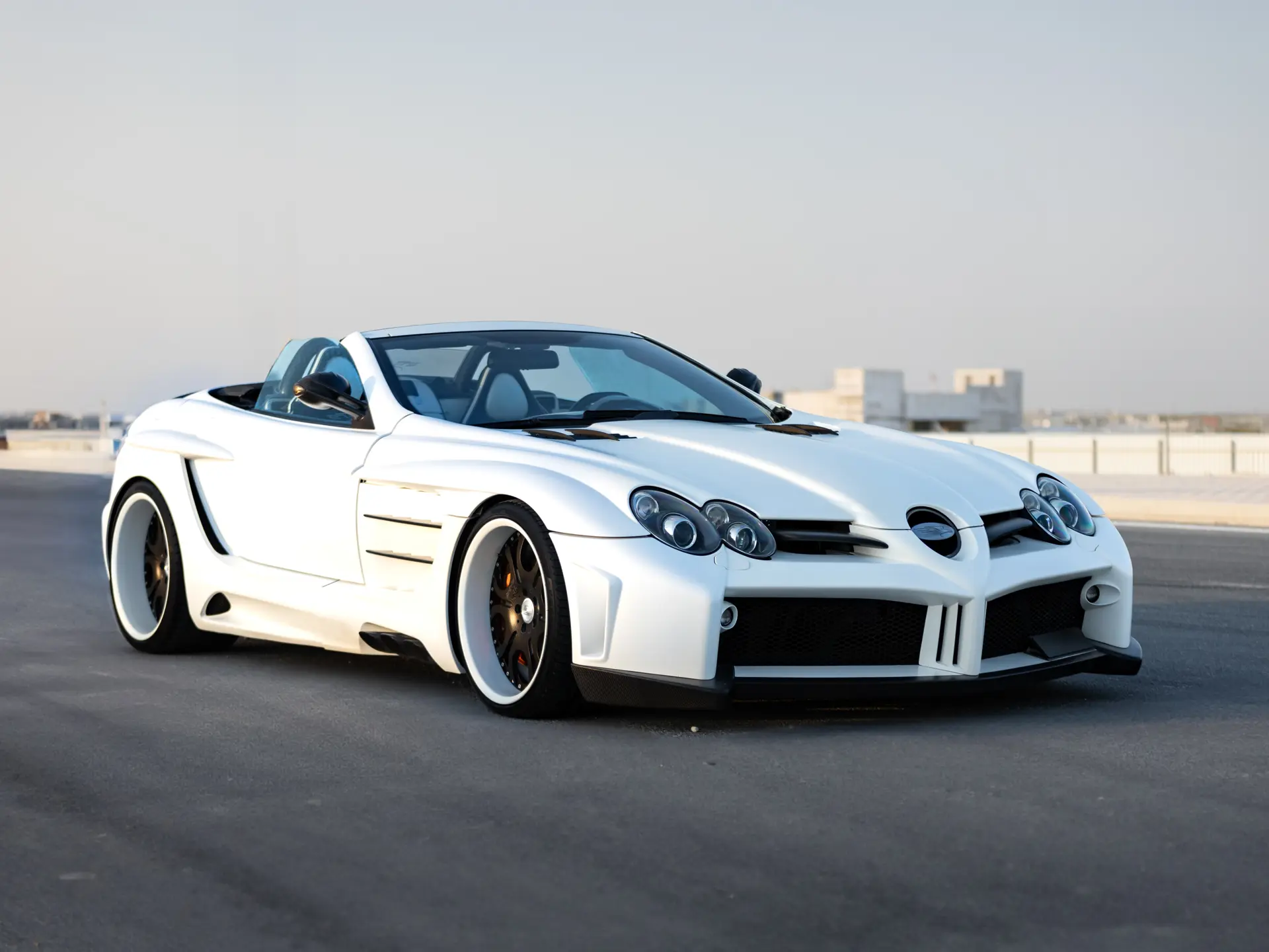 2007 Mercedes-Benz SLR McLaren Roadster 'Desire' sold for $263,750