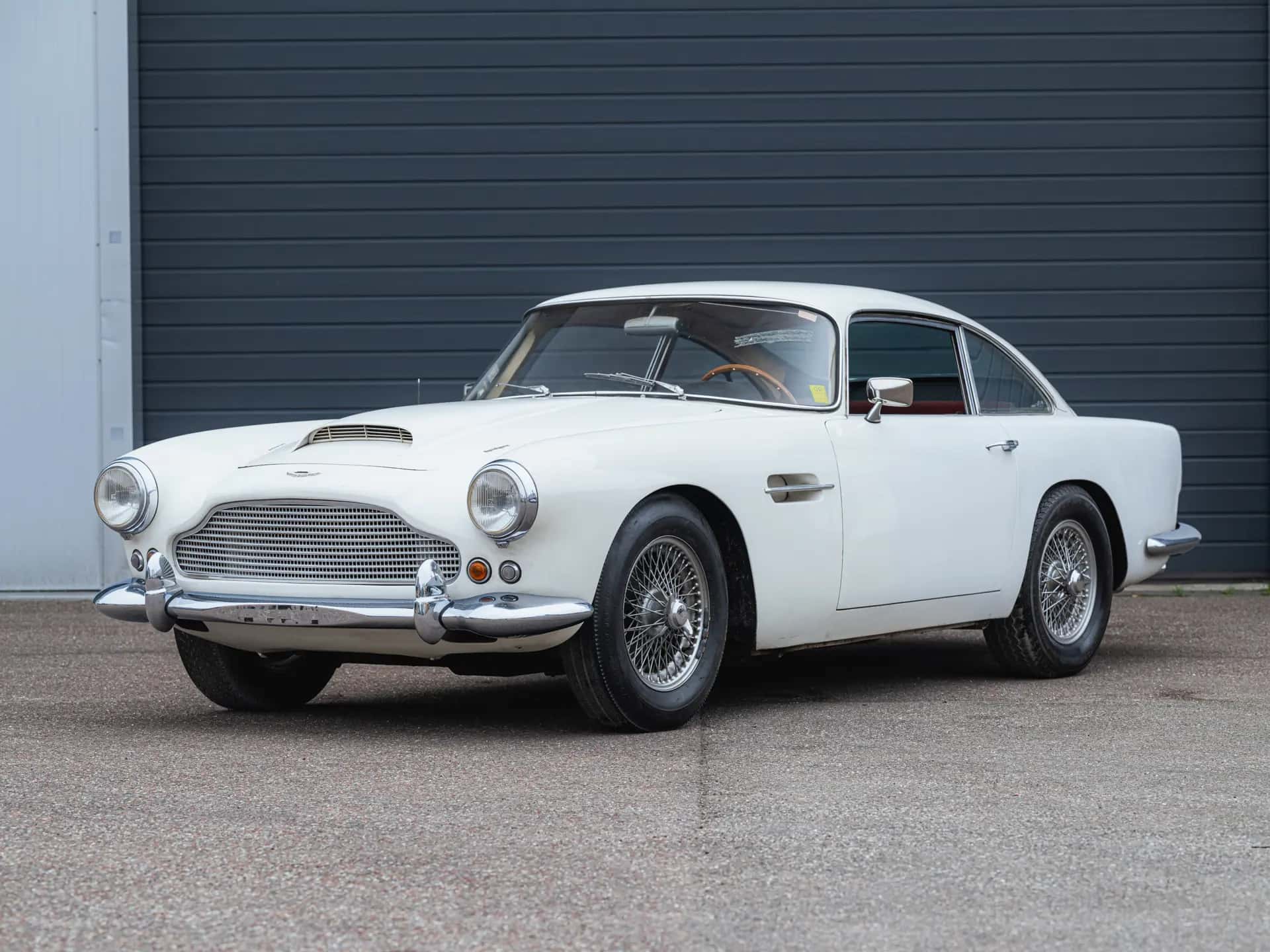 1961 Aston Martin DB4 Series III sold for €252,500