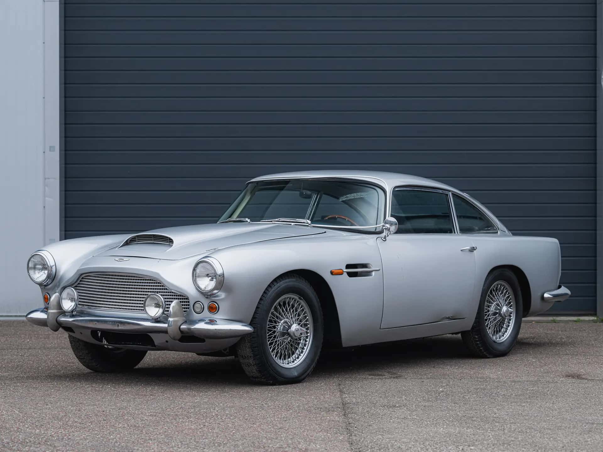 1961 Aston Martin DB4 Series II sold for €230,000