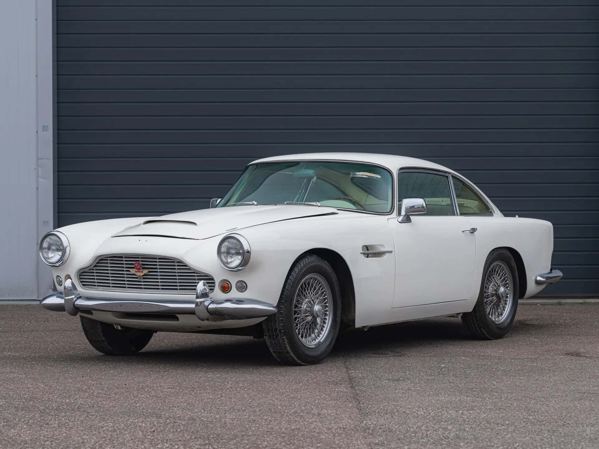 1962 Aston Martin DB4 Series IV sold for €230,000