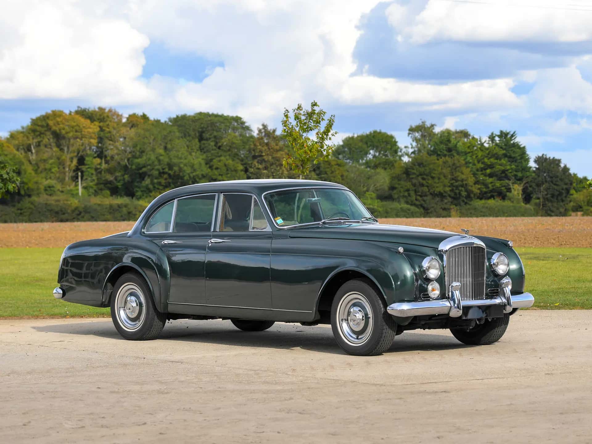 1961 Bentley S2 Continental 'Flying Spur' Saloon sold for £109,250