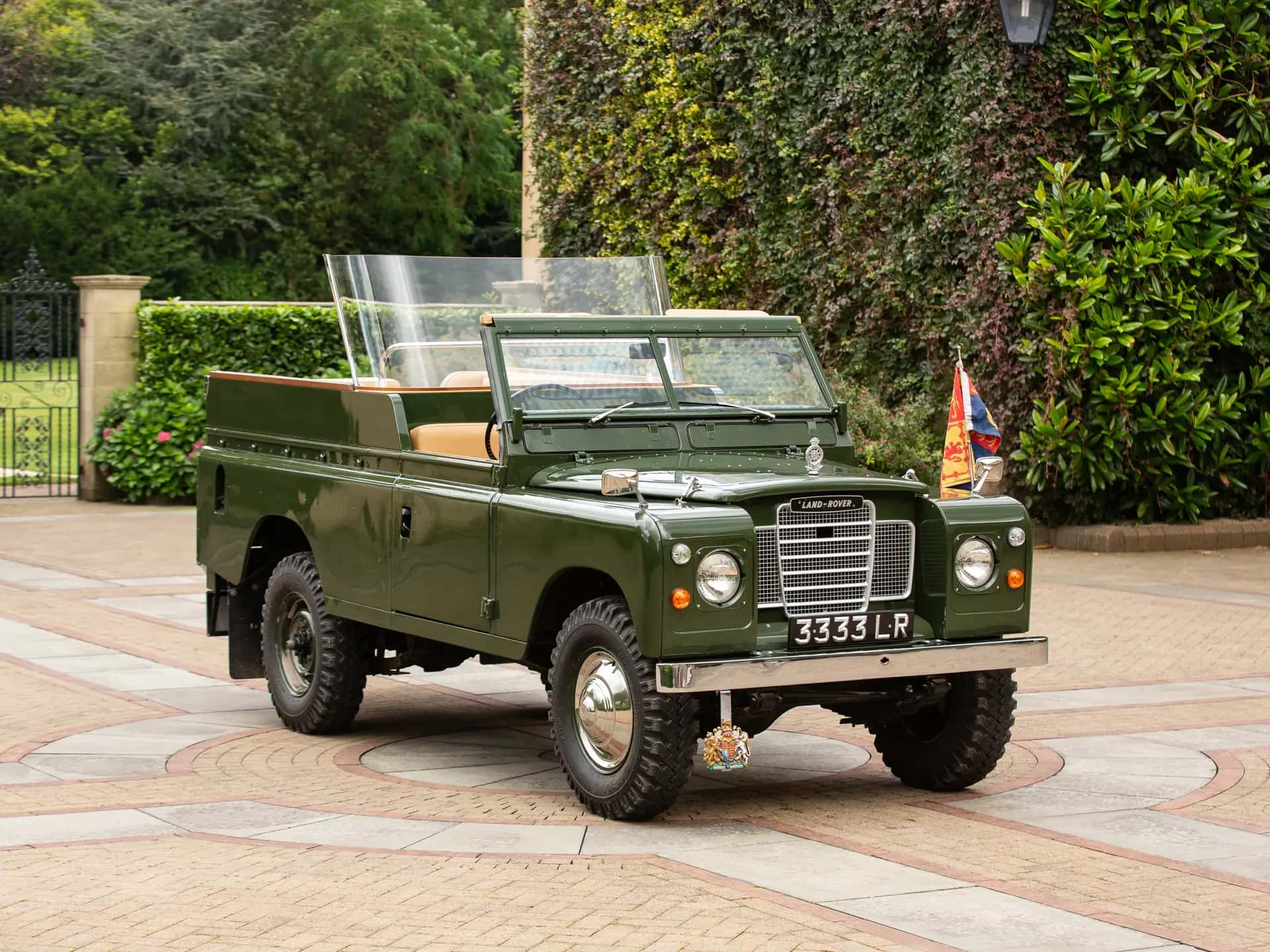 1978 Land Rover Series III 'Royal Review' Replica sold for £36,800