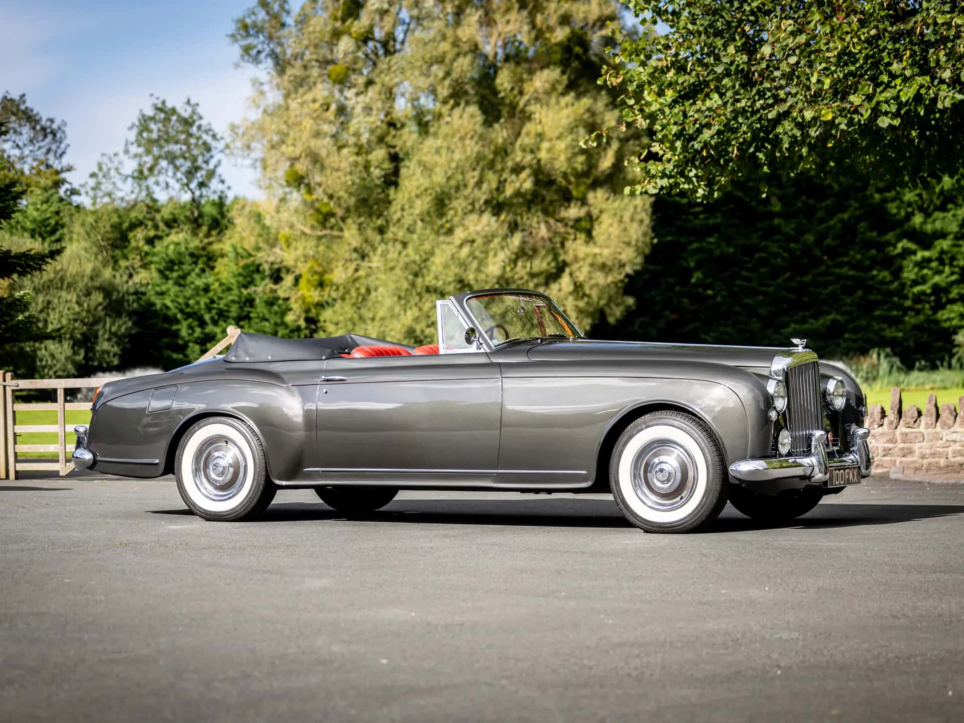 1958 Bentley S1 Continental Drophead Coupé sold for £736,250