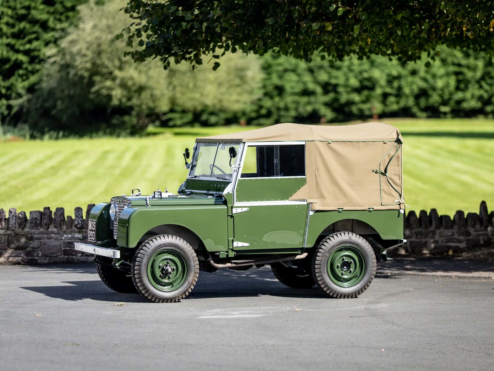 1951 Land Rover Series I 'Reborn' sold for £59,800