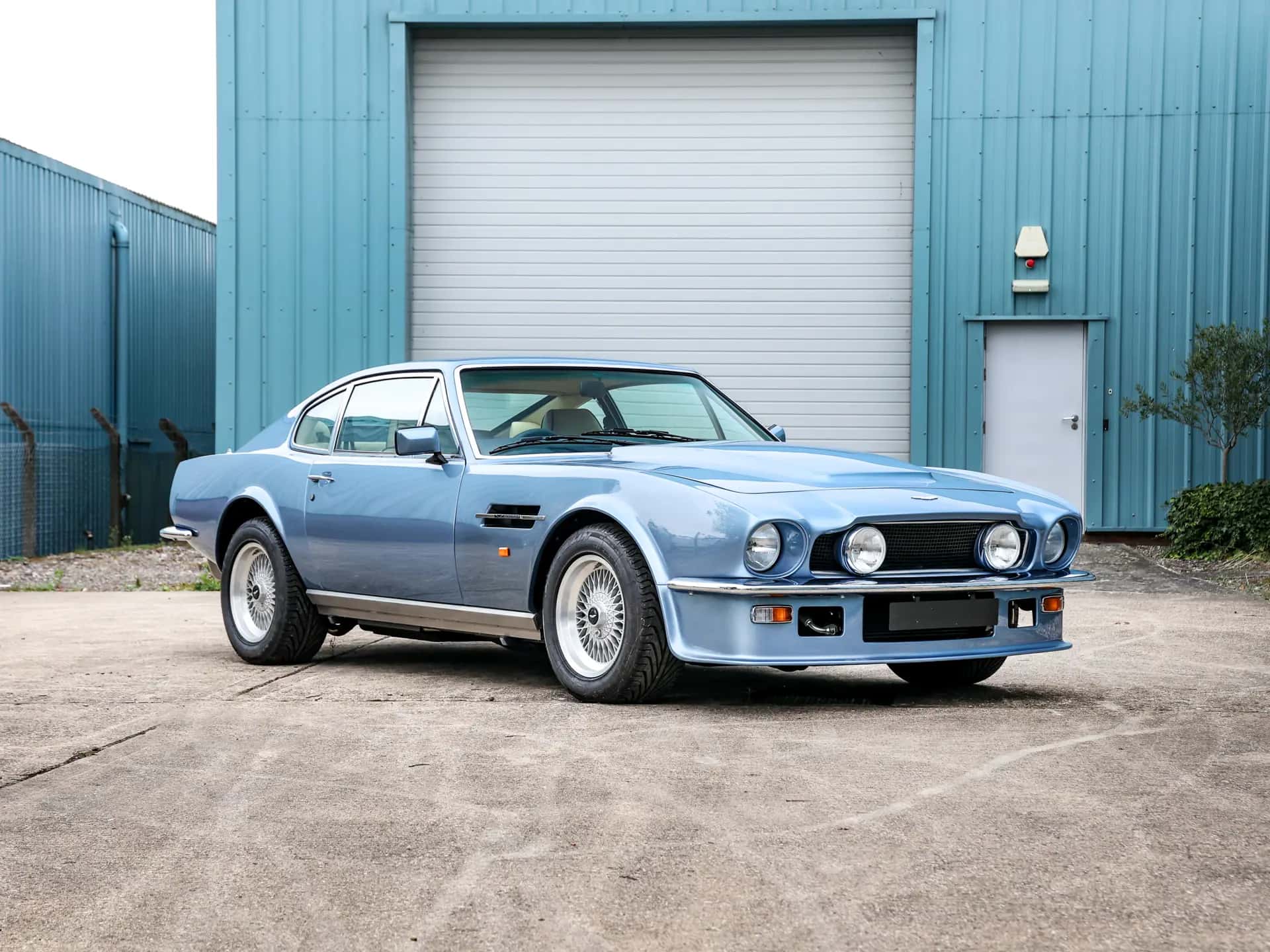 1988 Aston Martin V8 Vantage 'X-Pack' sold for £241,250