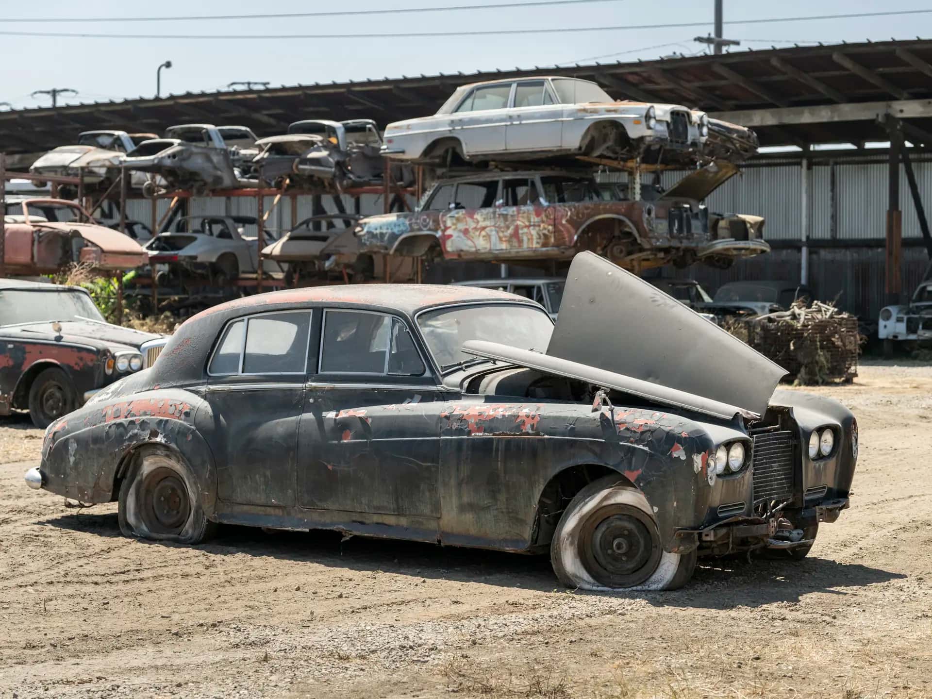 1963 Bentley S3 Saloon sold for $118