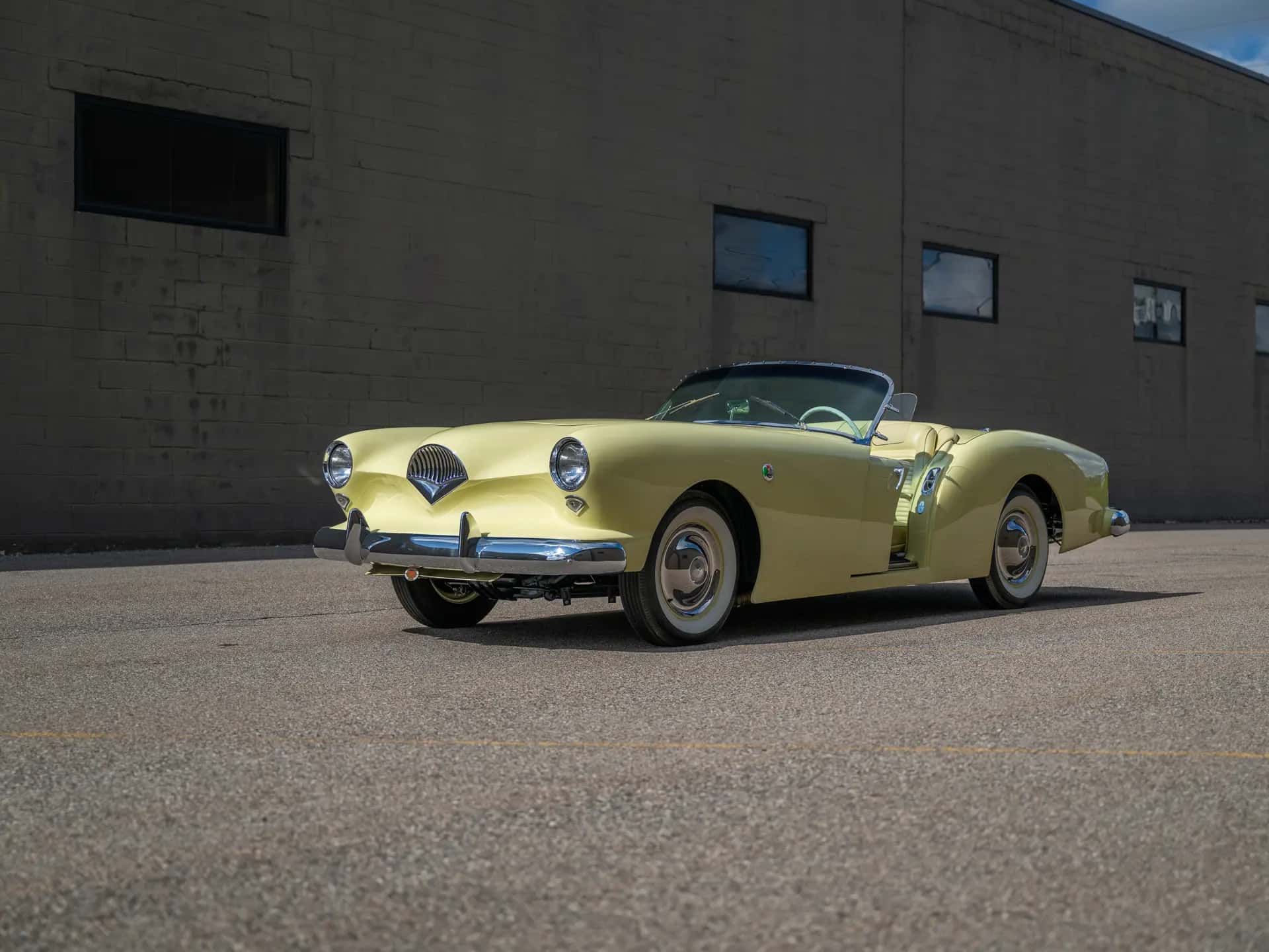 1954 Kaiser -Darrin Roadster sold for $88,000
