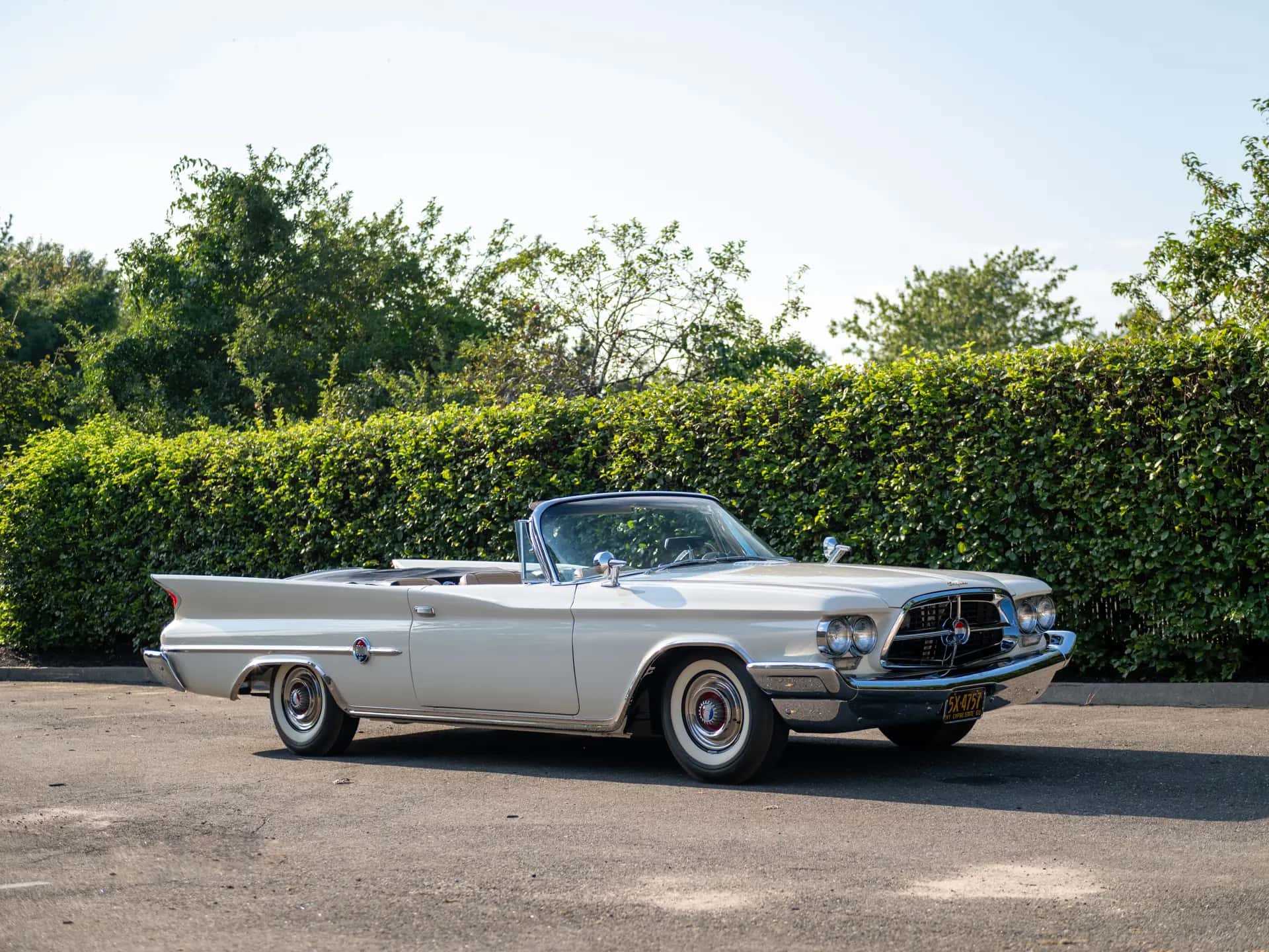 1960 Chrysler 300F Convertible sold for $151,250