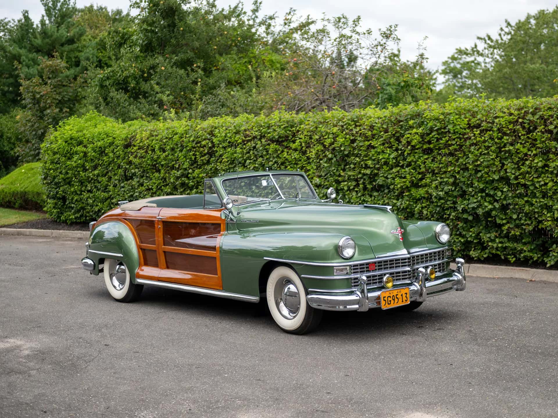 1949 Chrysler Town and Country Convertible sold for $110,000