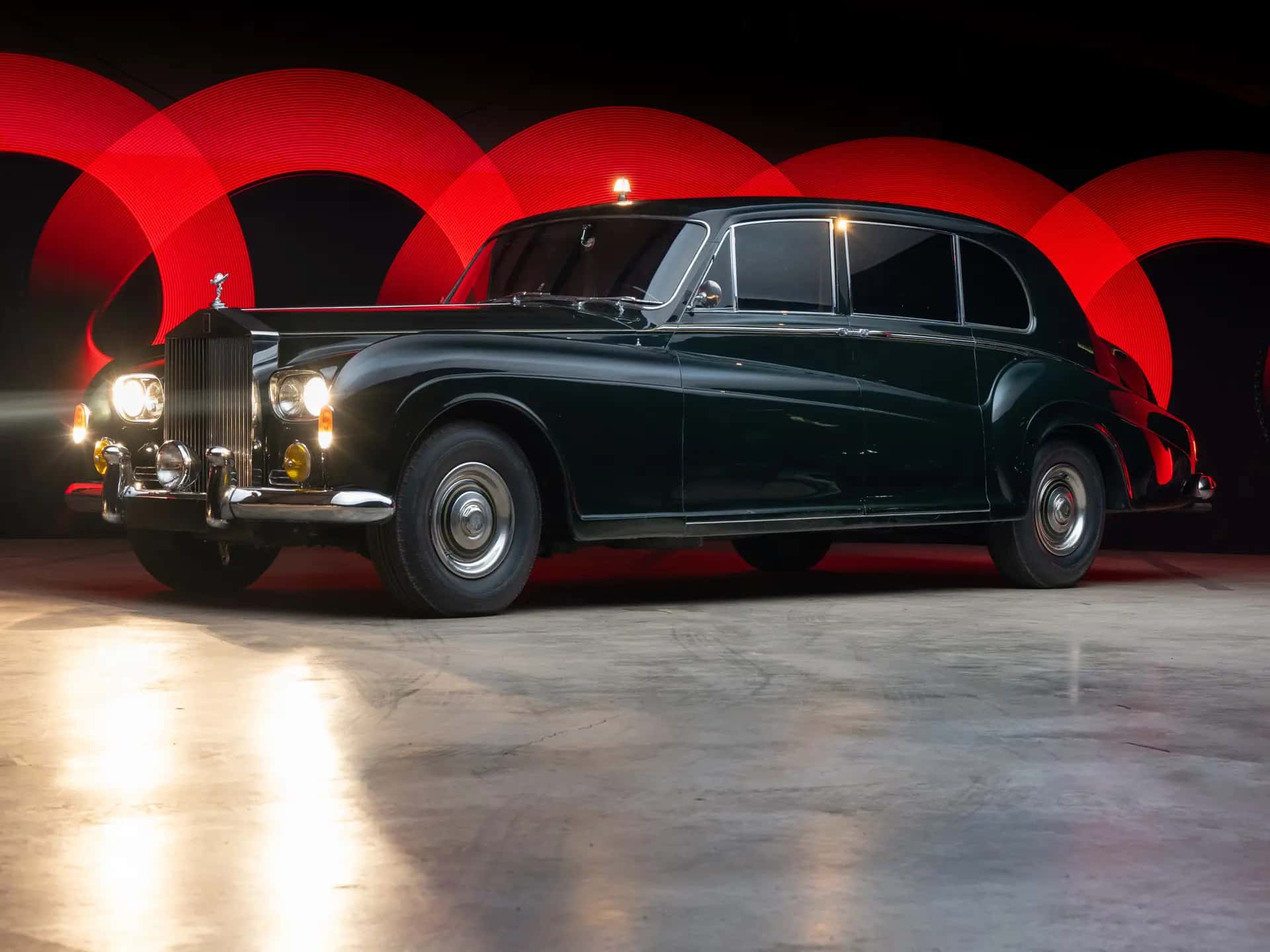 1965 Rolls-Royce Phantom V Limousine sold for $56,000