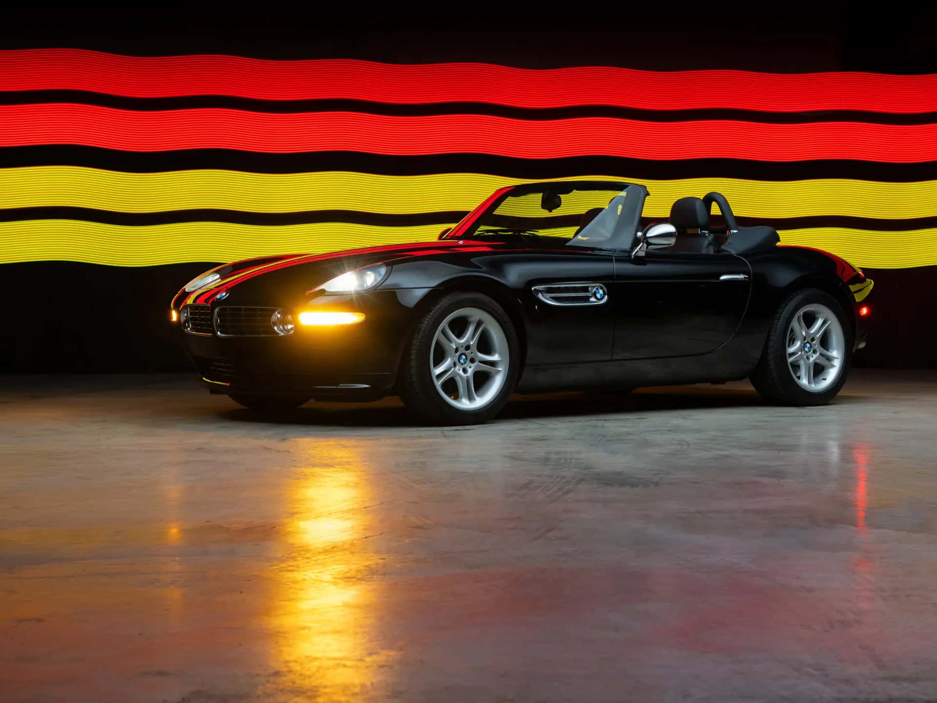 2001 BMW Z8 sold for $318,500