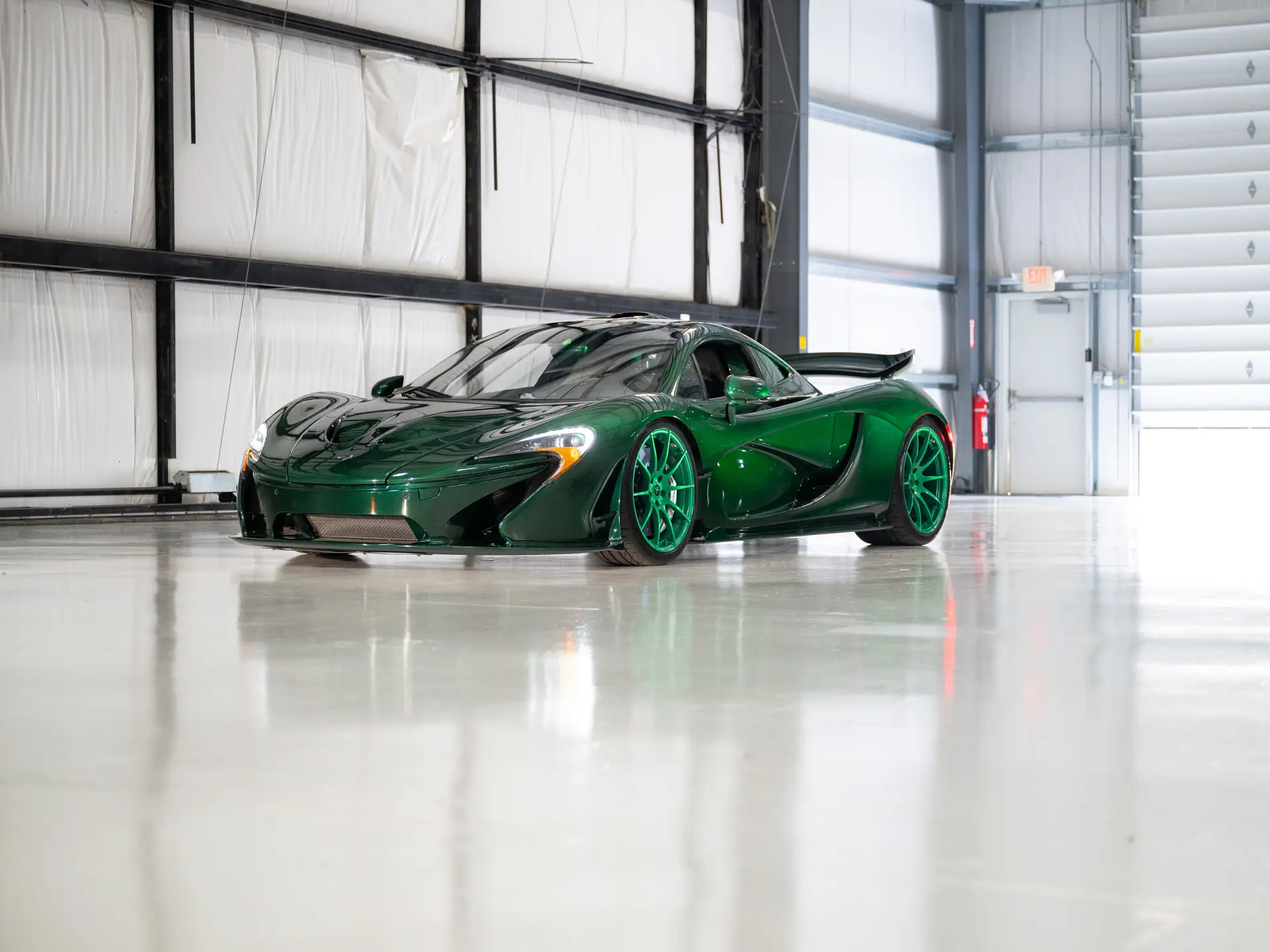 2014 McLaren P1 sold for $0