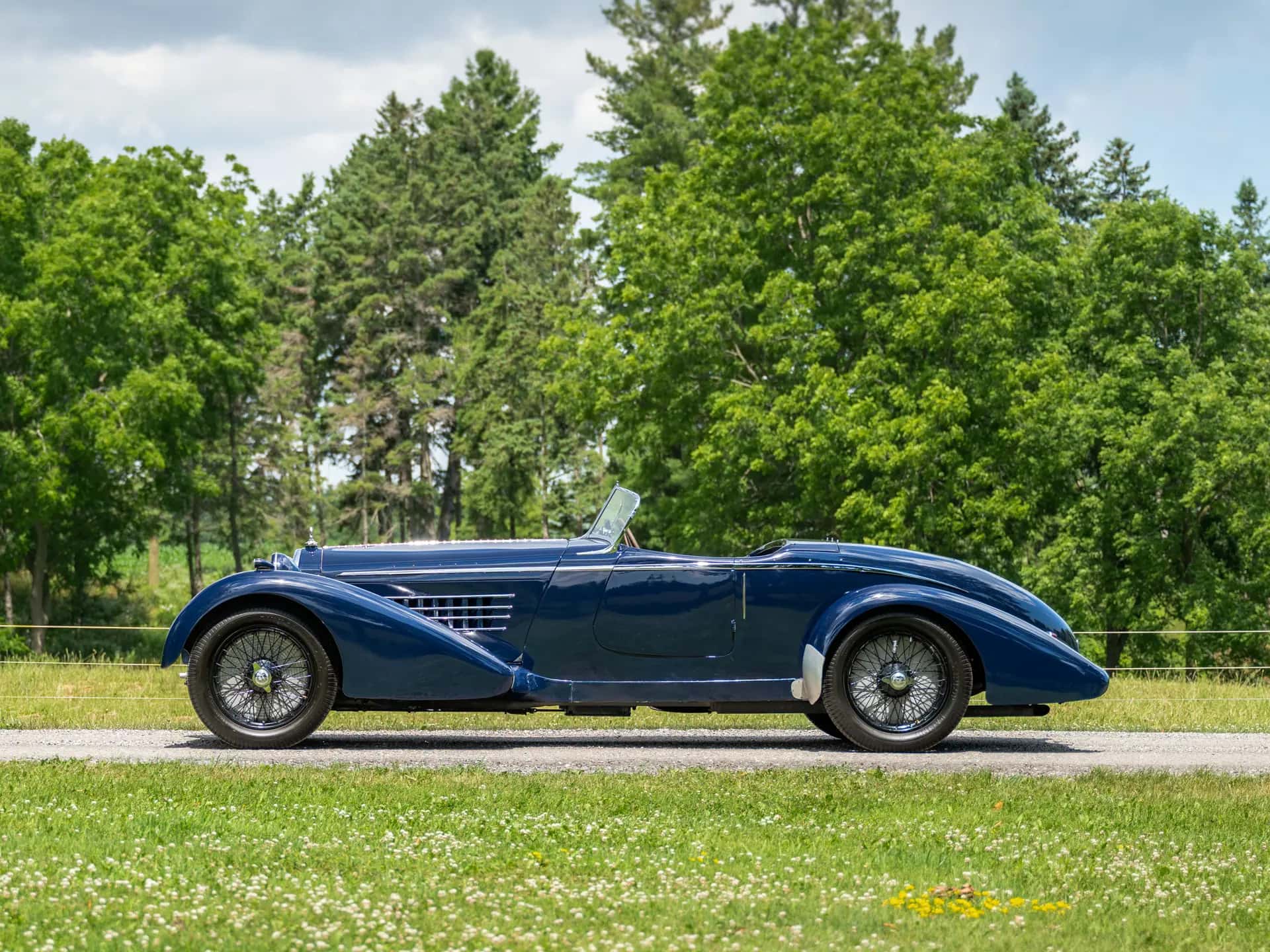 1934 Alfa Romeo 8C 2300 Lungo Spider sold for $4,075,000