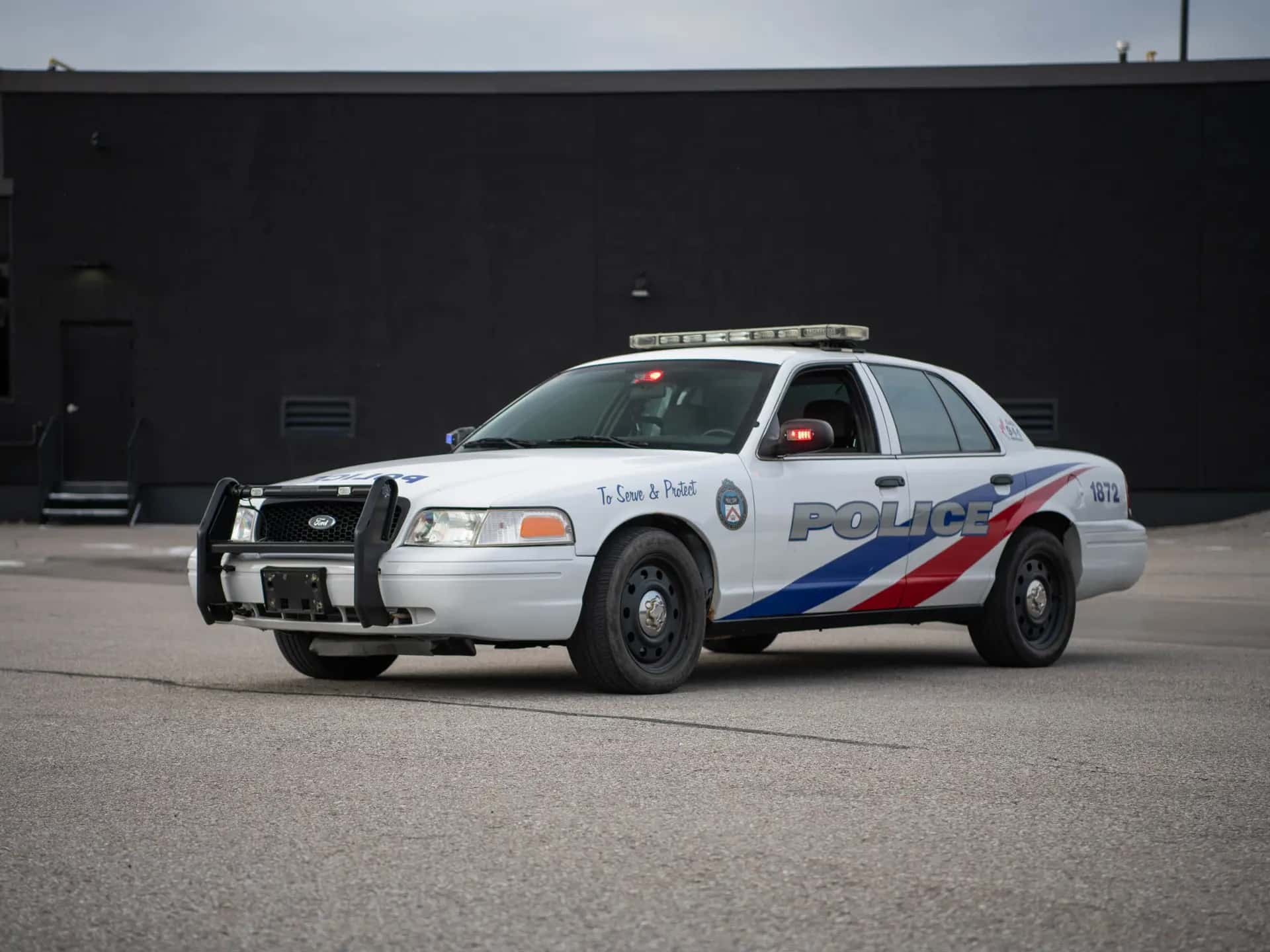 2006 Ford Crown Victoria Police Interceptor 'Metropolitan Police Service' sold for $4,928