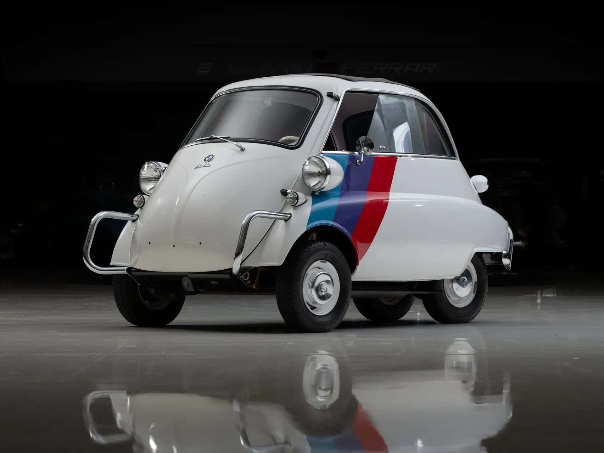 1957 BMW Isetta 300 sold for $58,800