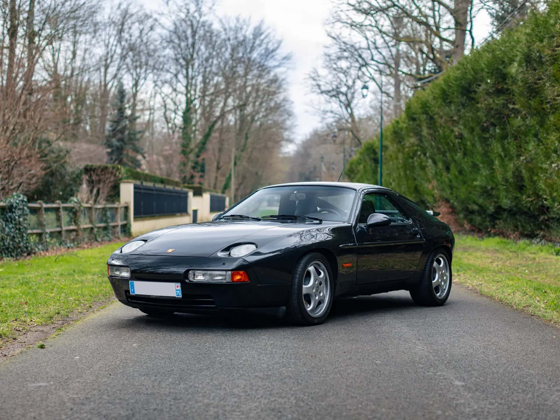 1992 Porsche 928 GTS sold for €109,250