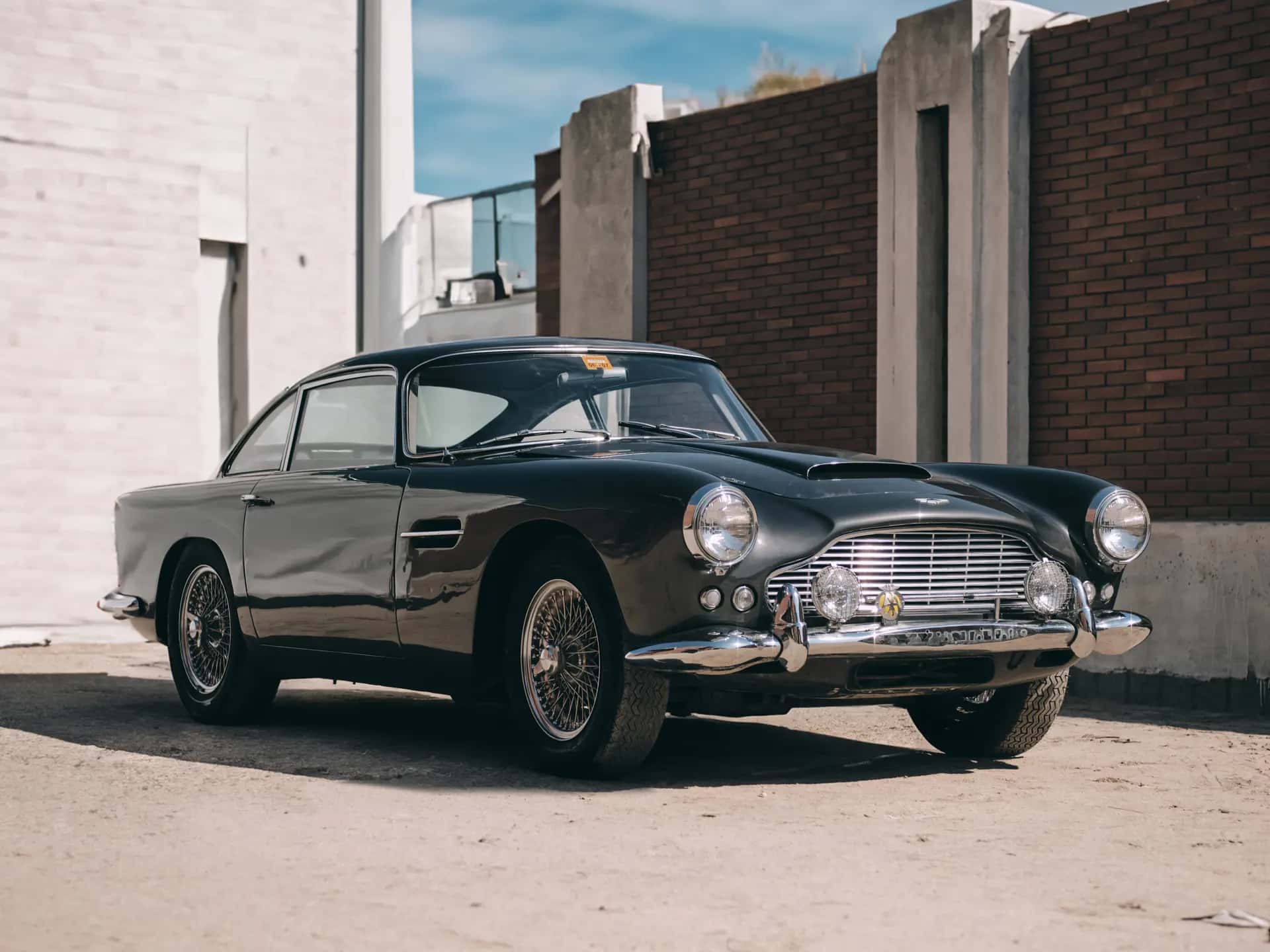 1962 Aston Martin DB4 Series IV sold for €275,000