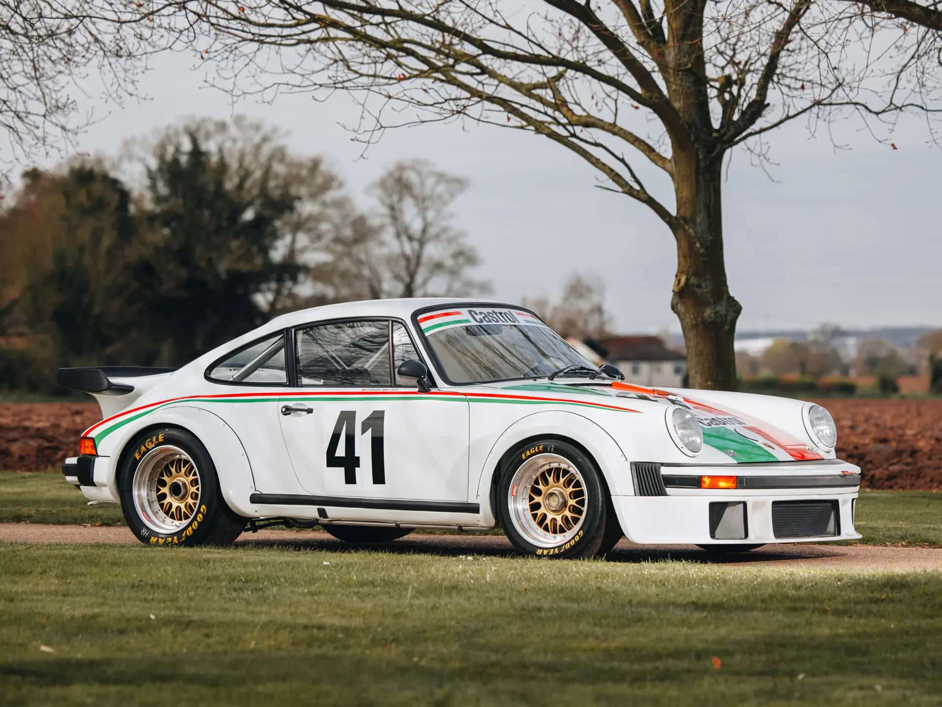 1976 Porsche 934 sold for €0