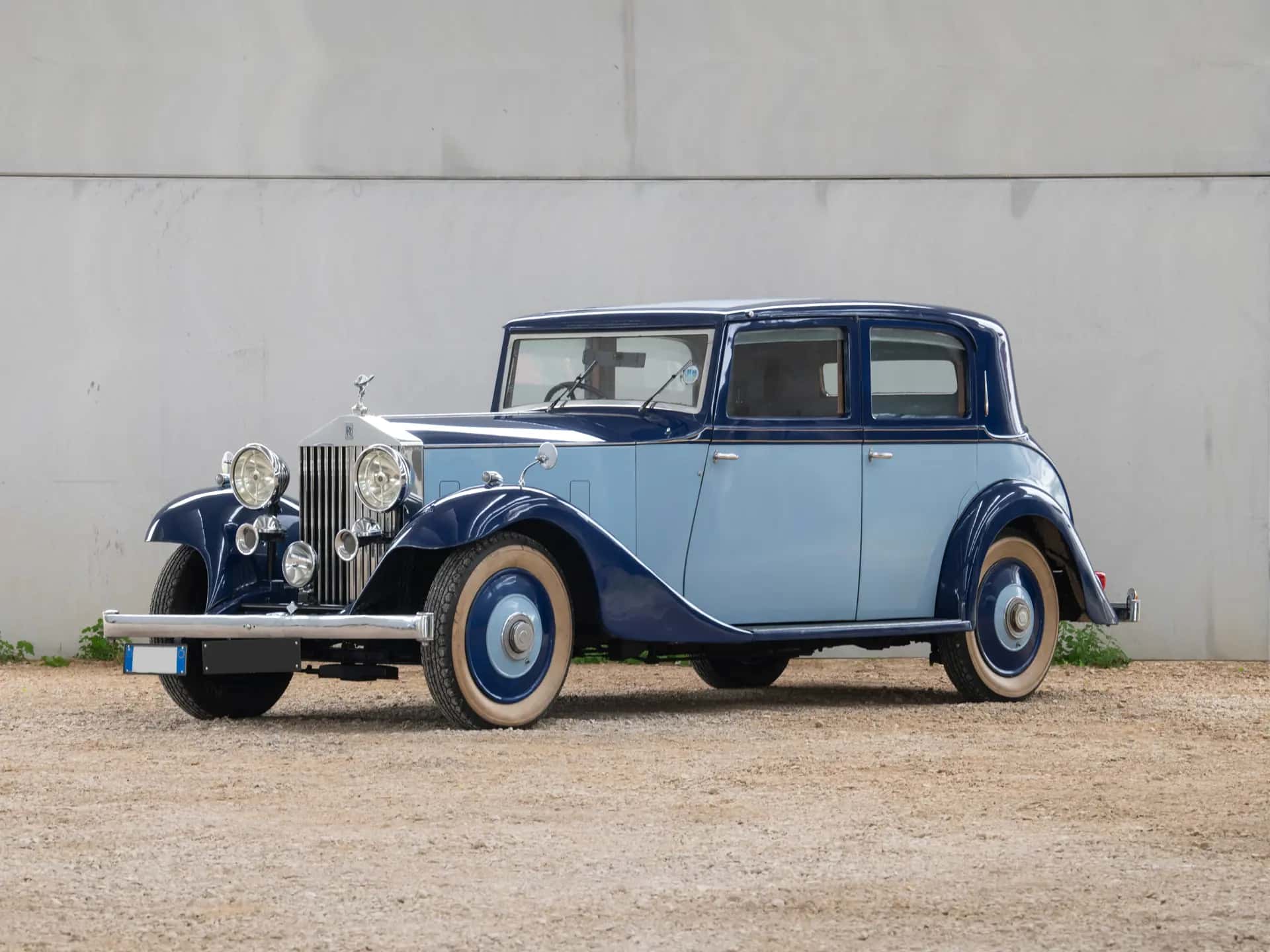 1933 Rolls-Royce 20/25 Saloon sold for €25,300