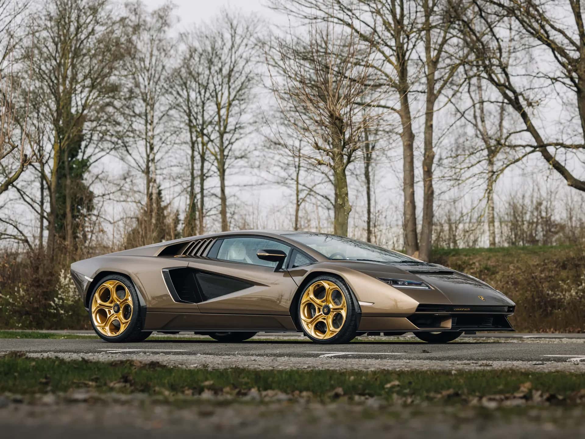 2022 Lamborghini Countach LPI 800-4 sold for €2,001,875