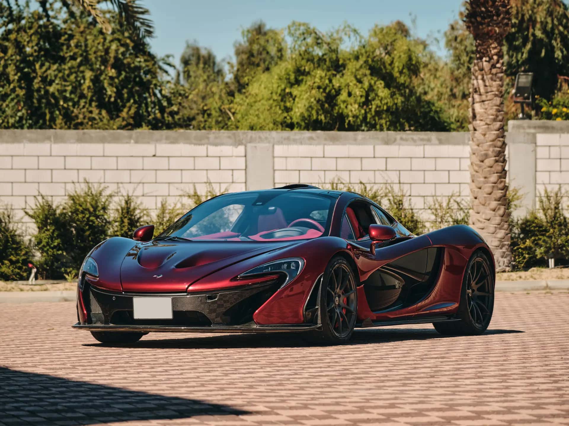 2014 McLaren P1 sold for $1,006,250