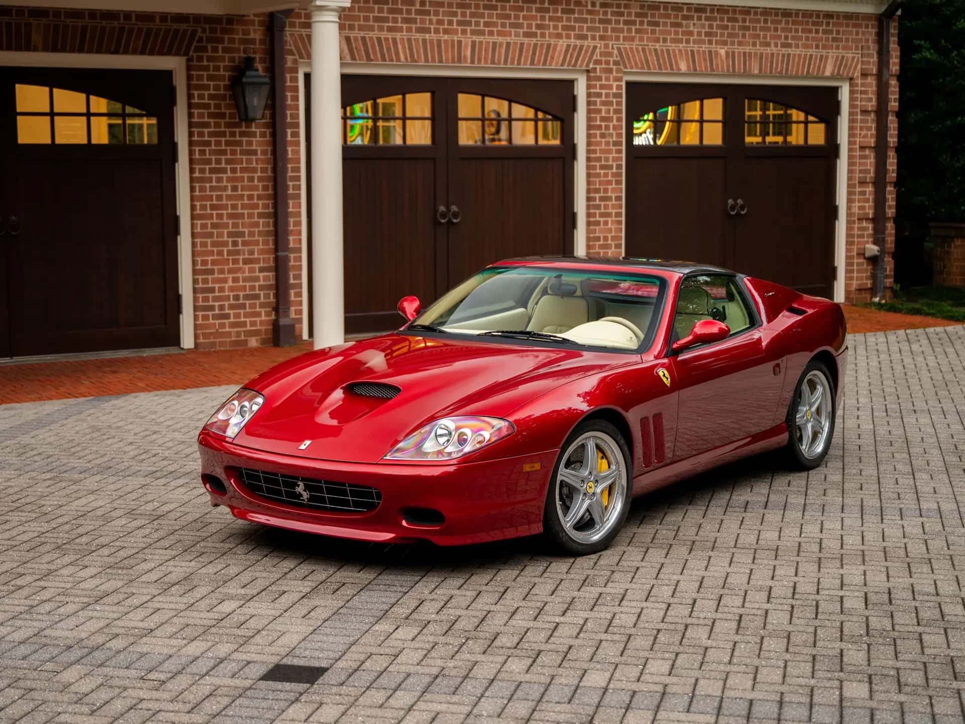 2005 Ferrari Superamerica sold for $467,000