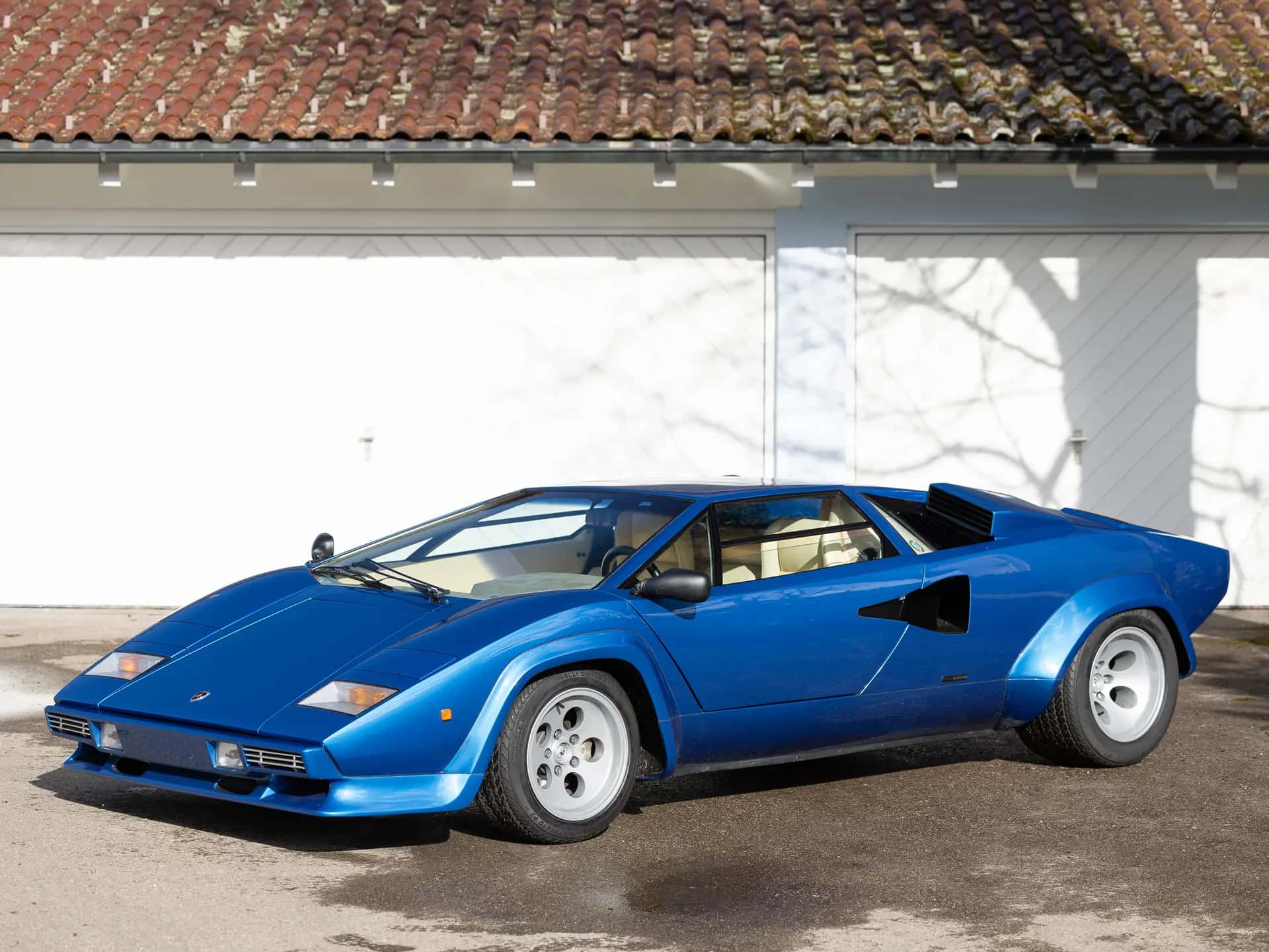 1981 Lamborghini Countach LP400 S sold for $0