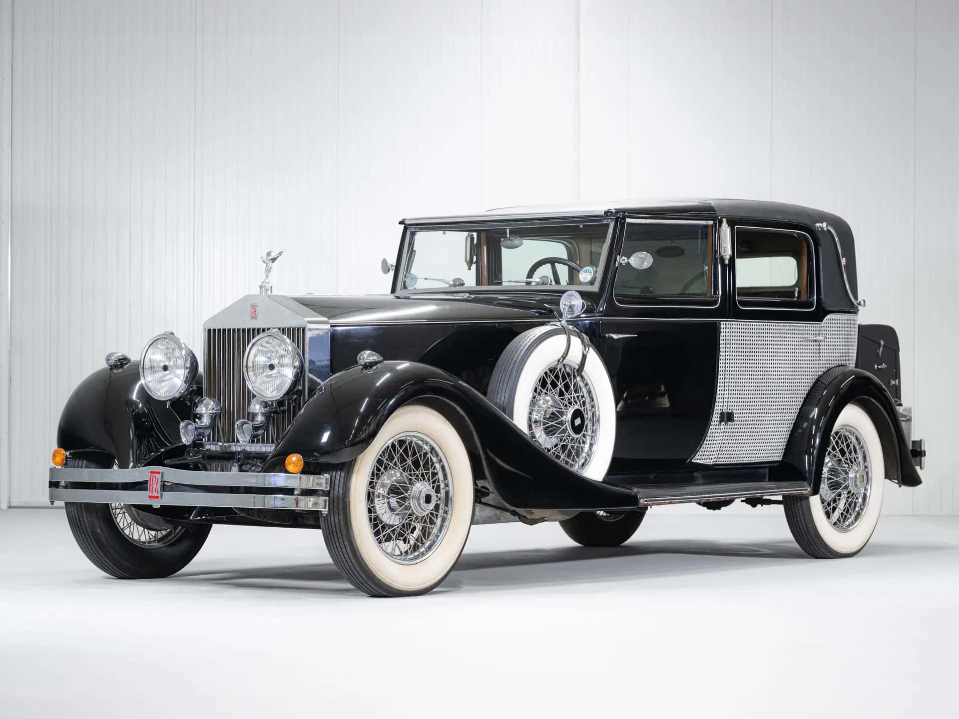 1930 Rolls-Royce Phantom I Riviera Town Car sold for €41,400
