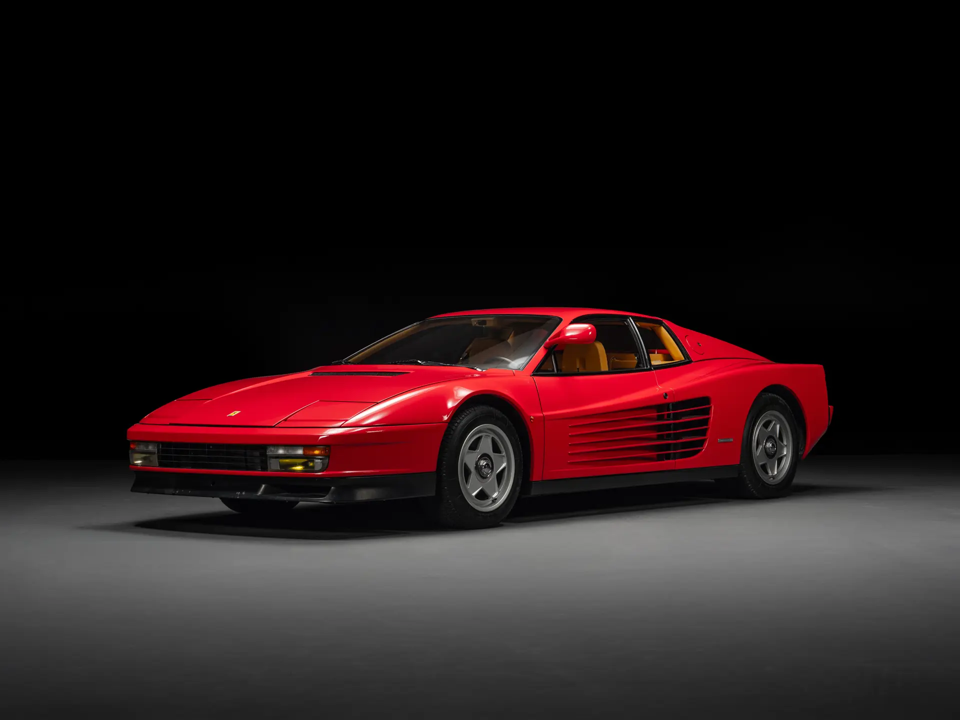 1986 Ferrari Testarossa 'Monospecchio' sold for $218,500