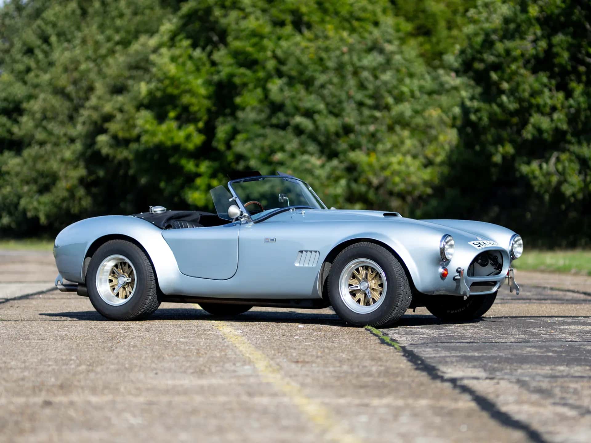 1964 AC Cobra Replica sold for £0