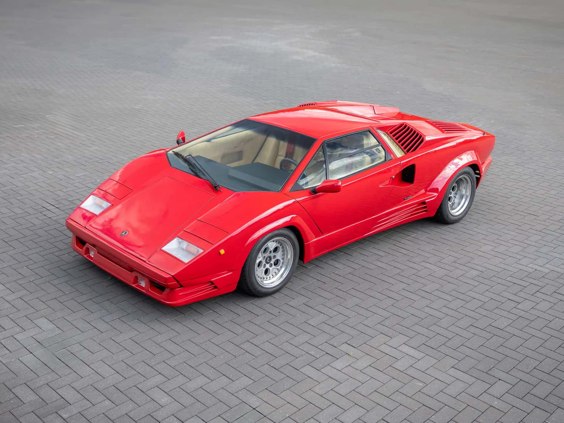 1990 Lamborghini Countach 25th Anniversary Edition sold for €500,000