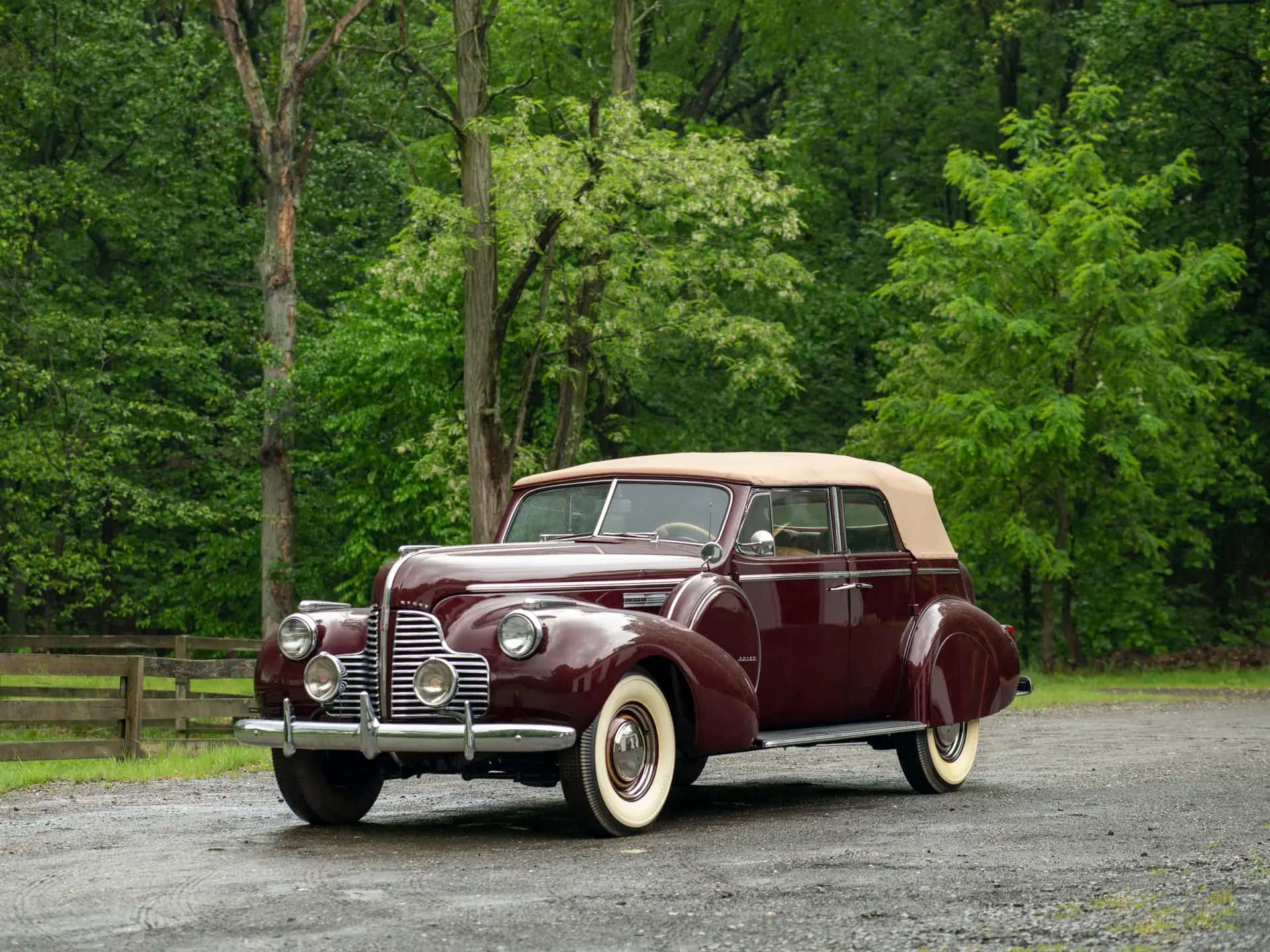 1940 Buick Series 80 Limited Convertible Phaeton sold for $48,400