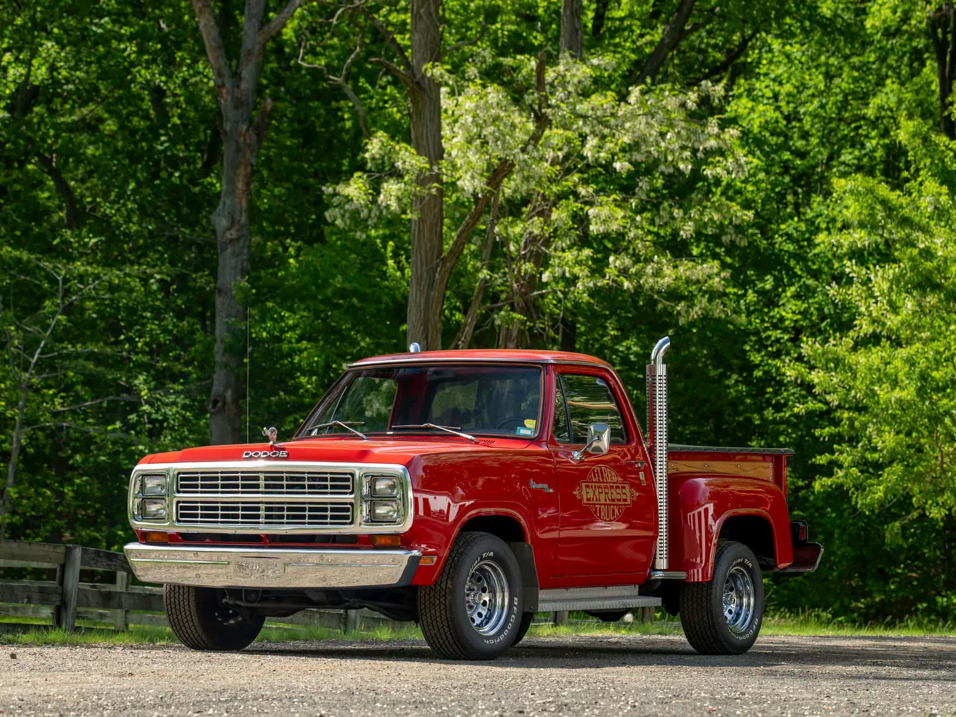 1979 Dodge Li'l Red Express Truck sold for $29,700