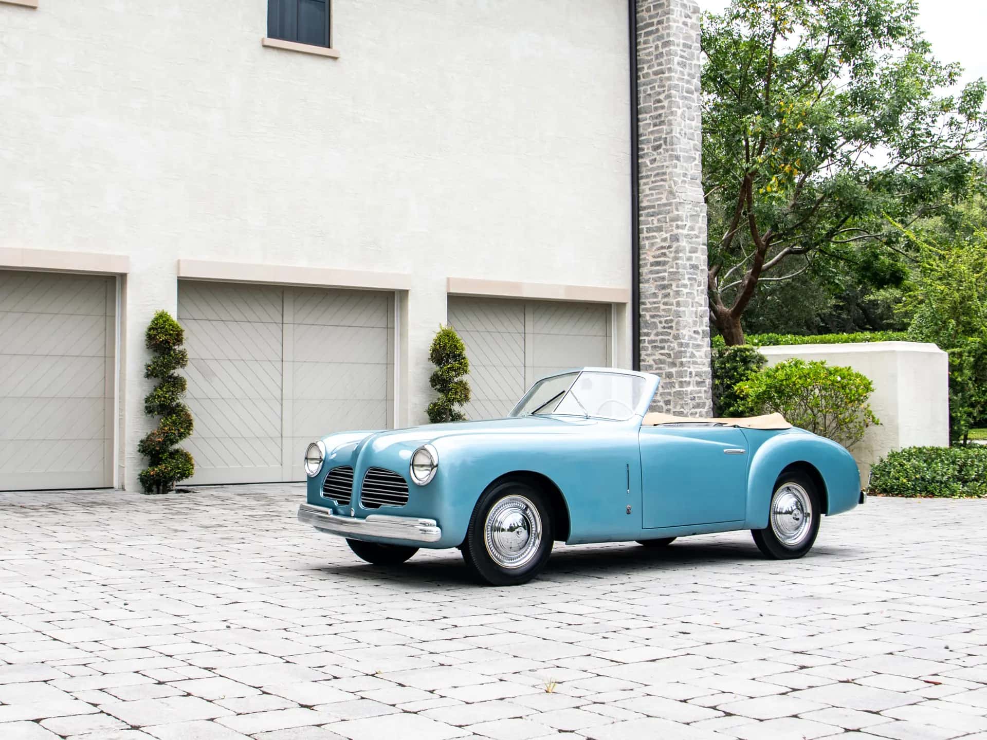 1950 Fiat 1100 Cabriolet sold for $112,000