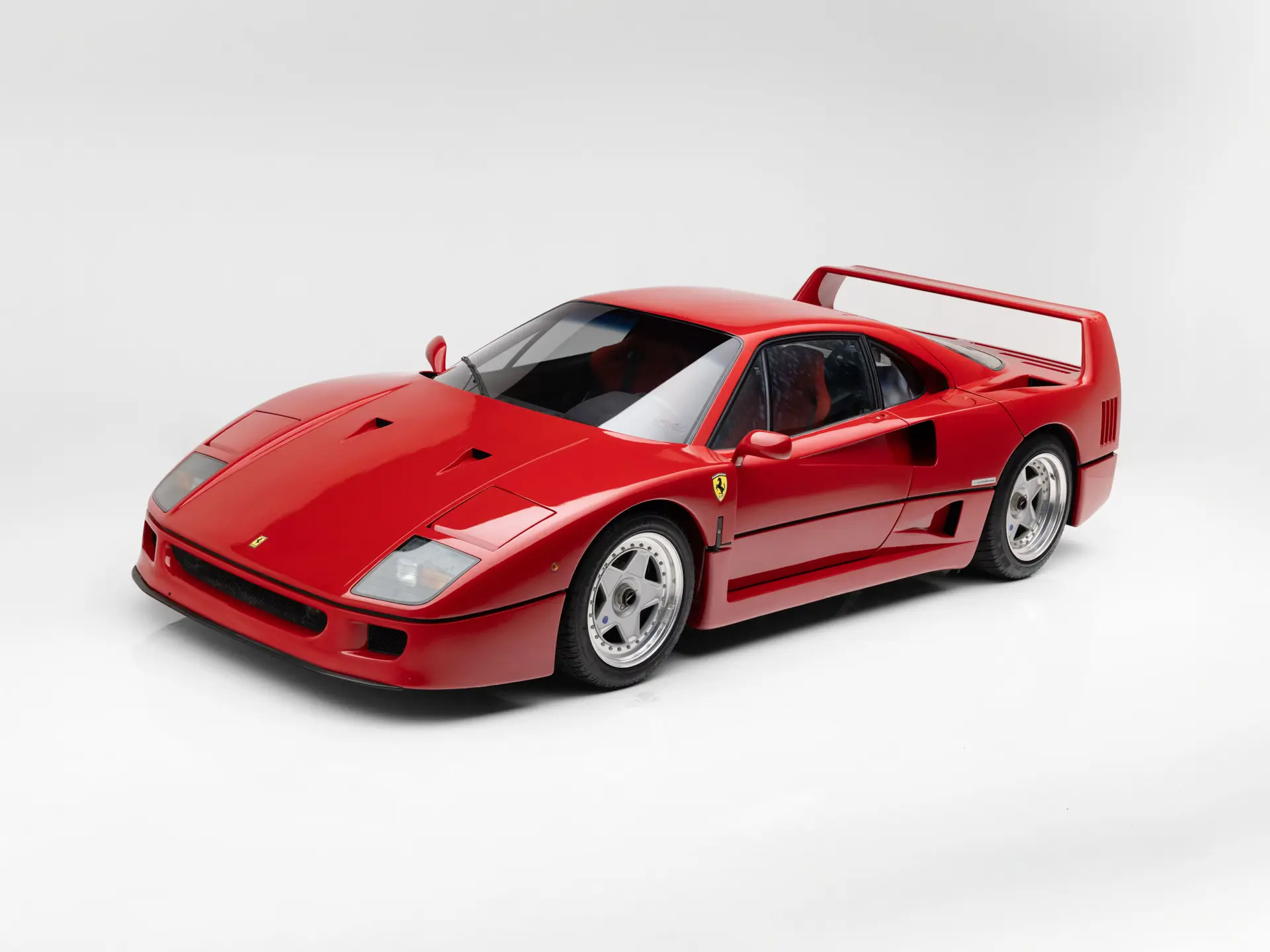 1990 Ferrari F40 sold for $3,855,000
