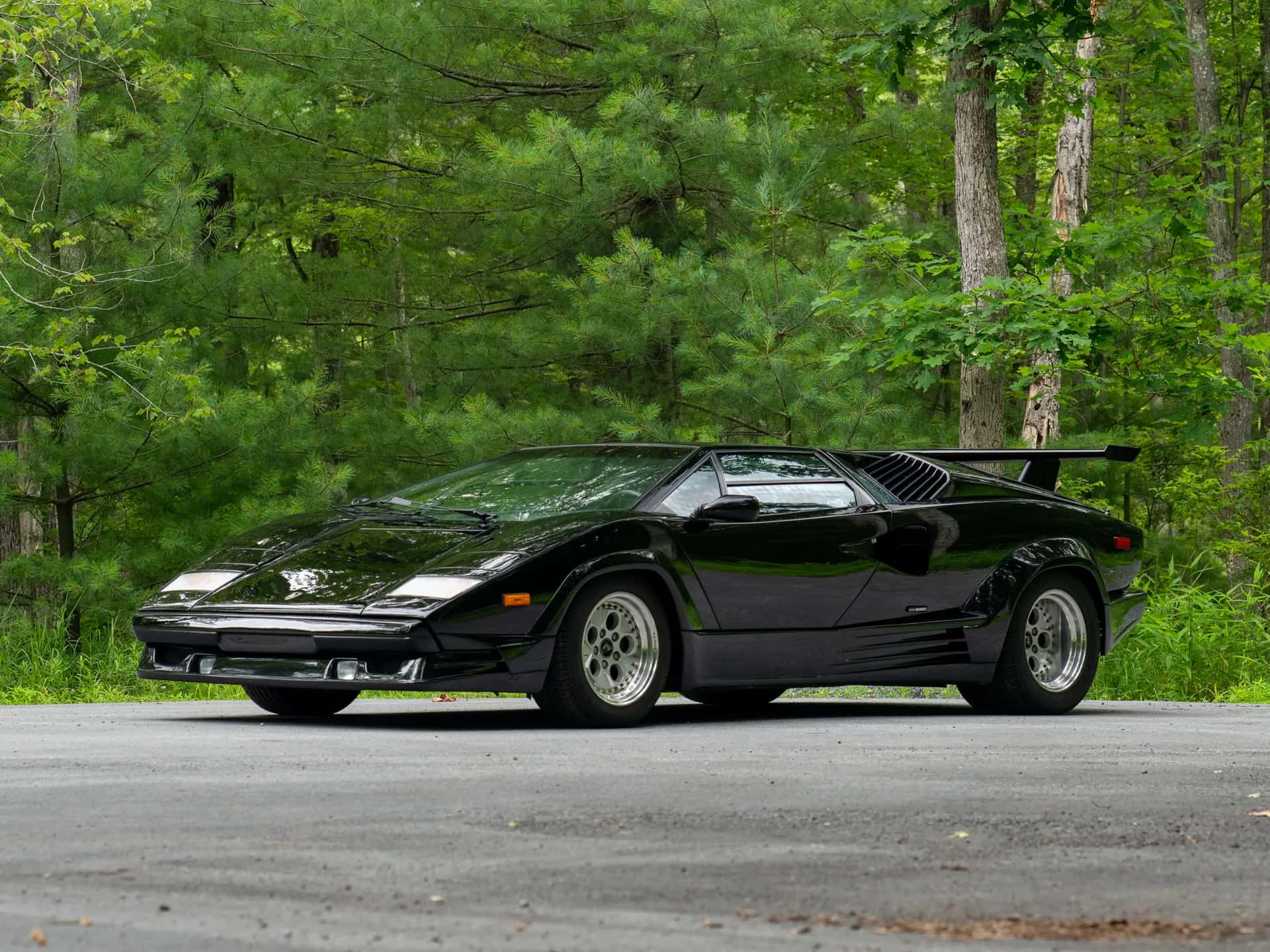 1989 Lamborghini Countach 25th Anniversary Edition sold for $555,000