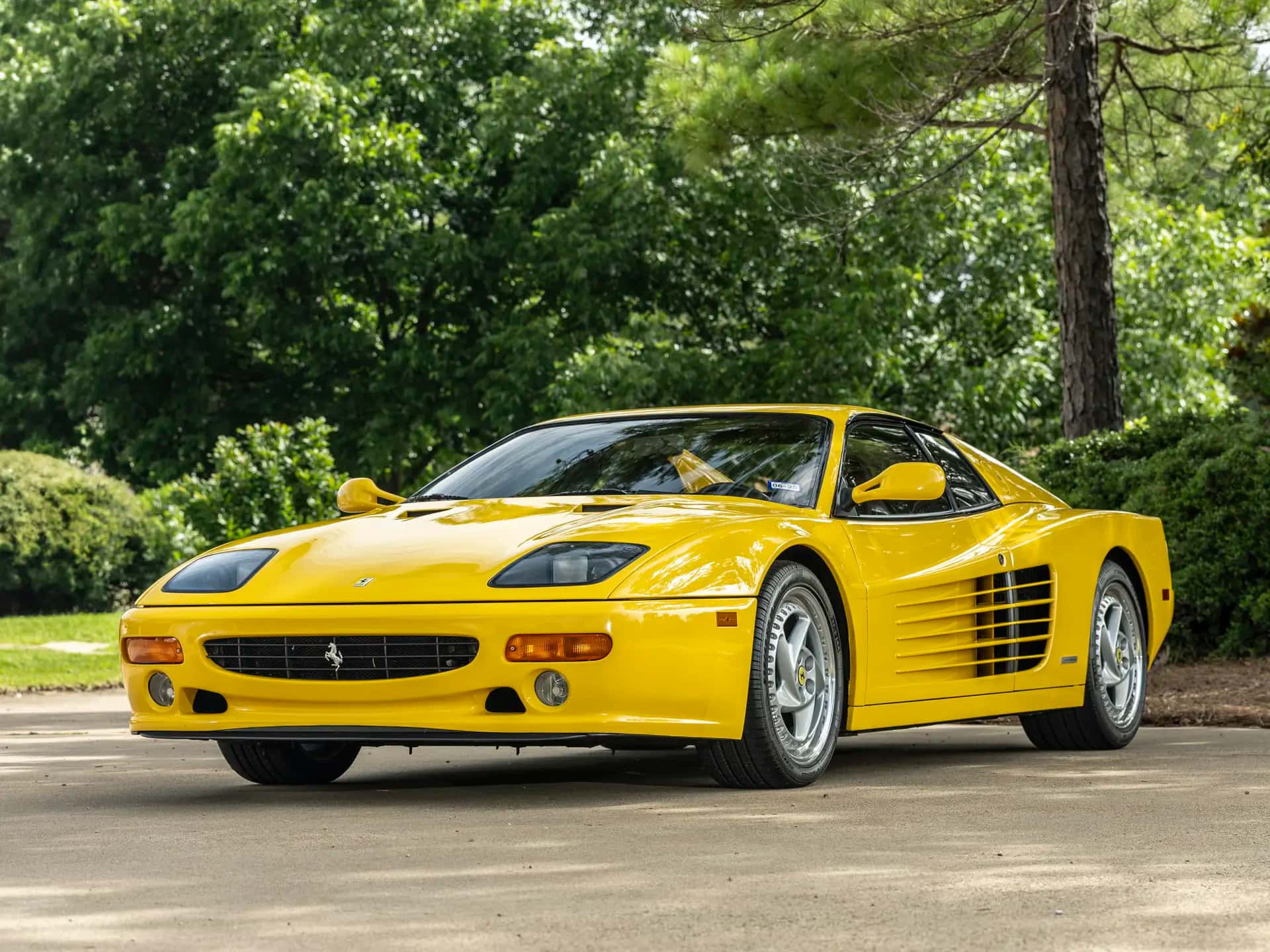 1995 Ferrari F512 M sold for $912,500