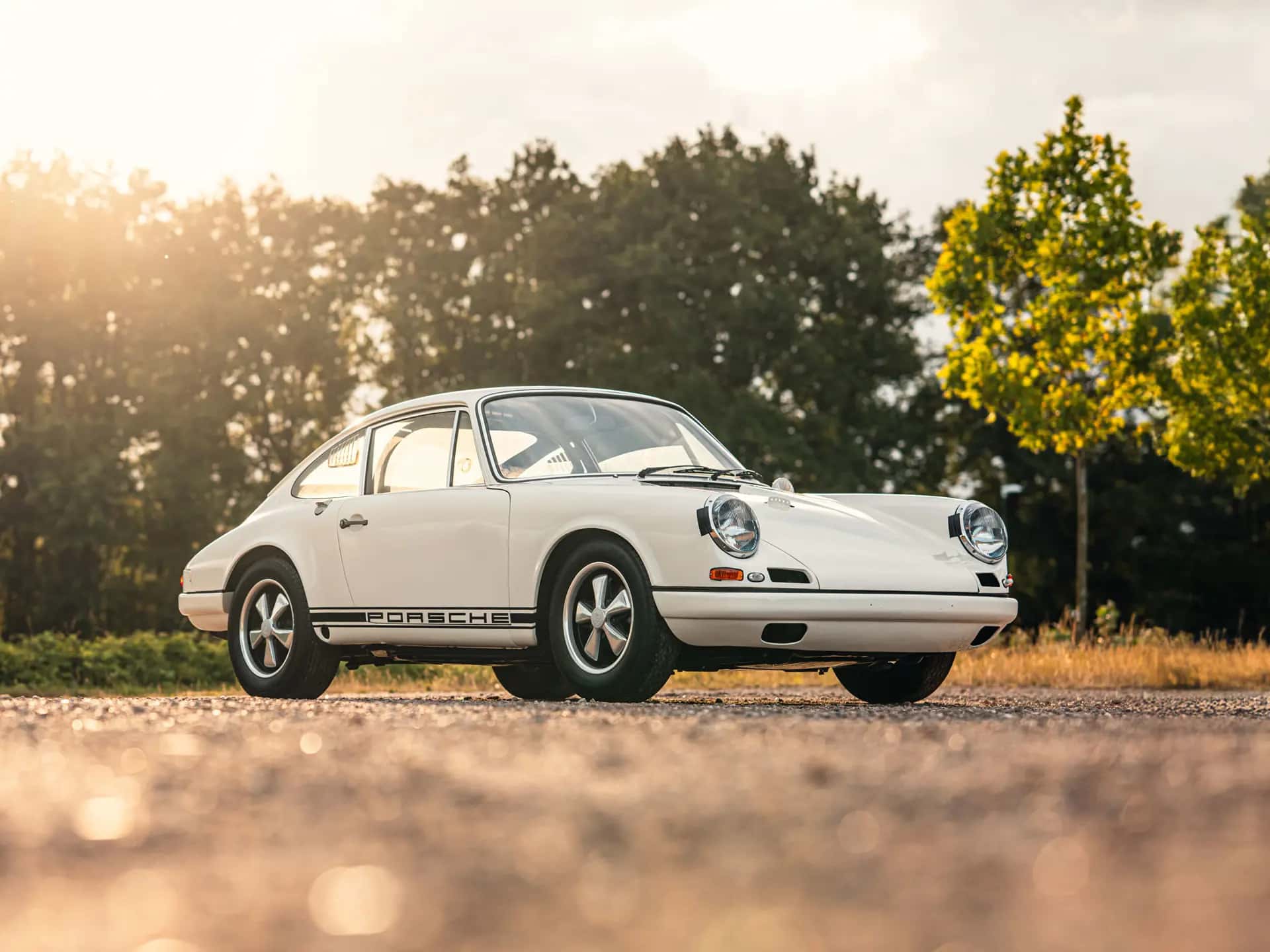 1968 Porsche 911 R sold for $1,105,000